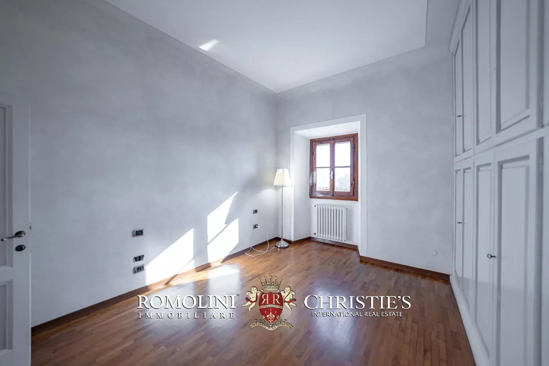6 Bedroom Apartment/Flat's Image 31