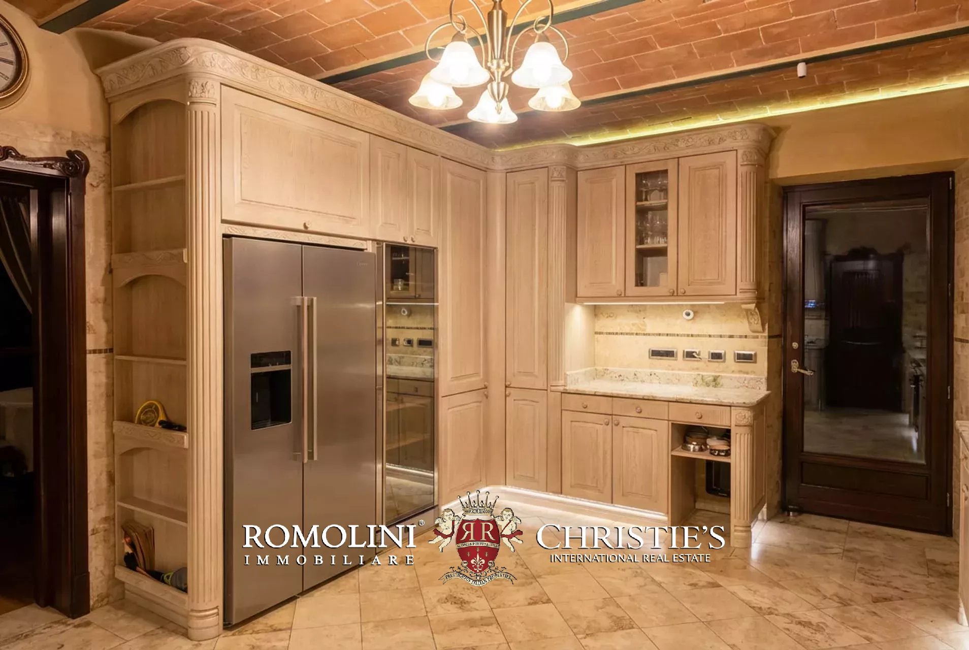 5 Bedroom Villa/Townhouse's Image 27