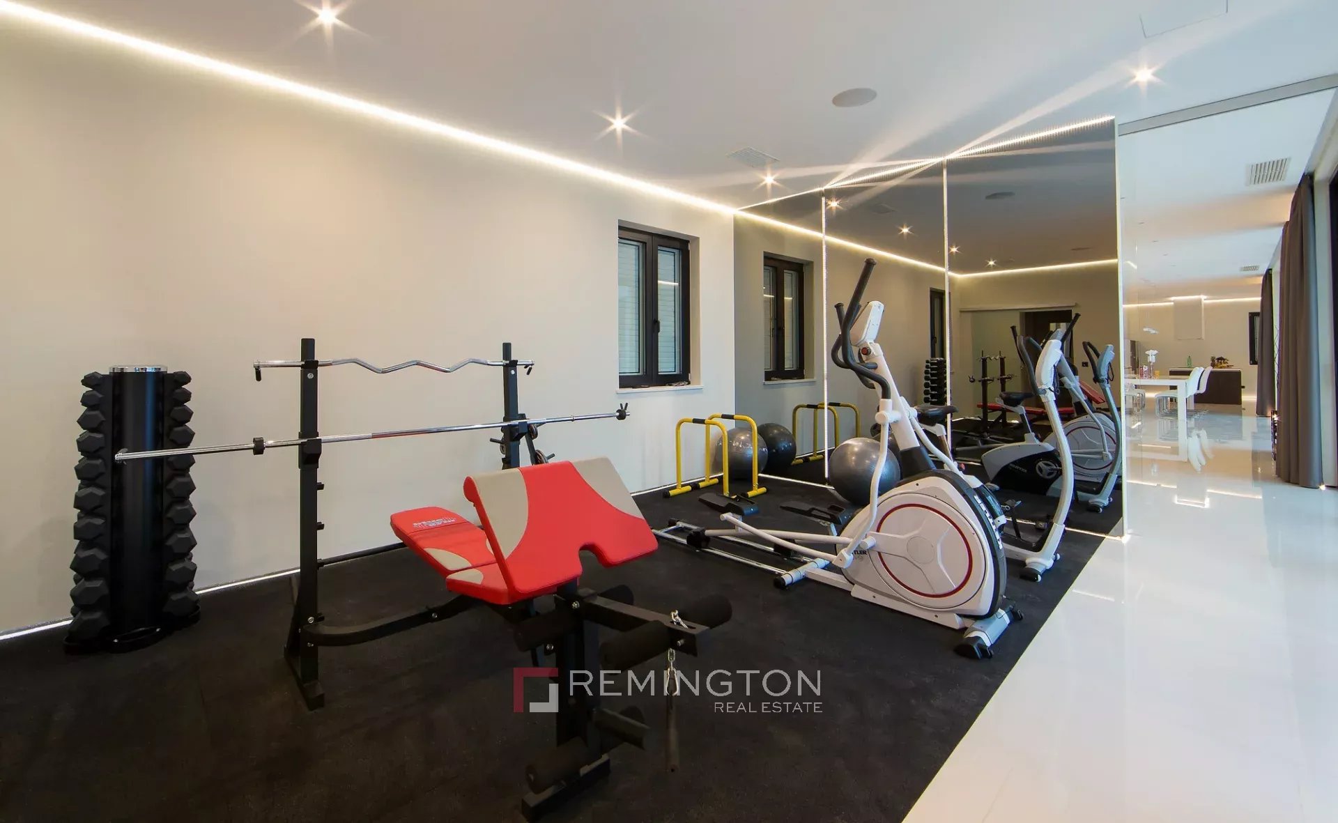 1 Bedroom Villa/Townhouse's Image 16