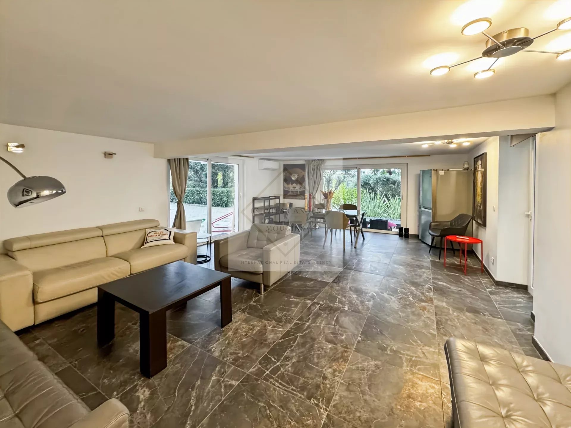 Magnifique villa contemporaine, un bien d'exception — photo 17