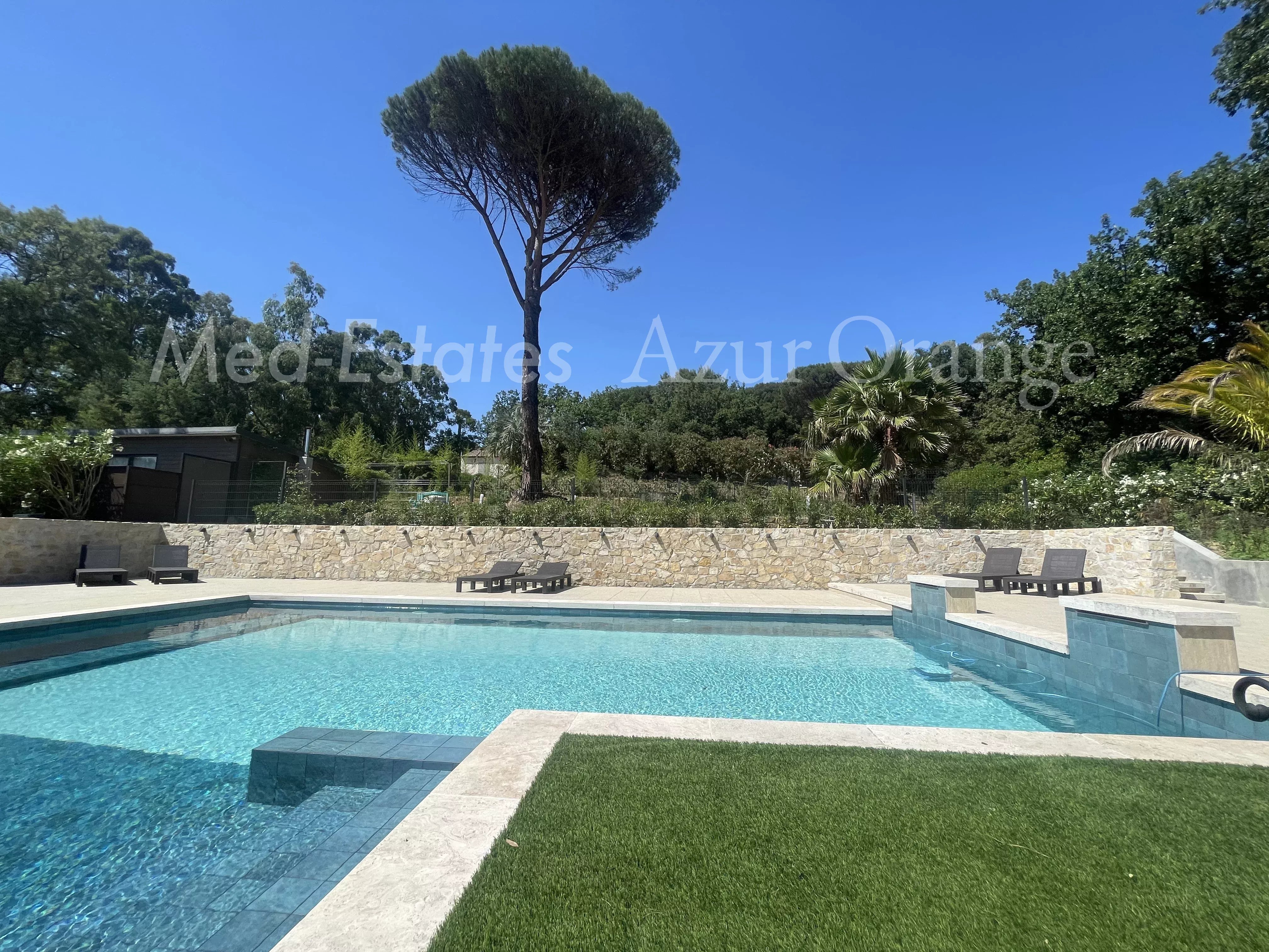 Agence immobilière de Med-Estates Saint Tropez