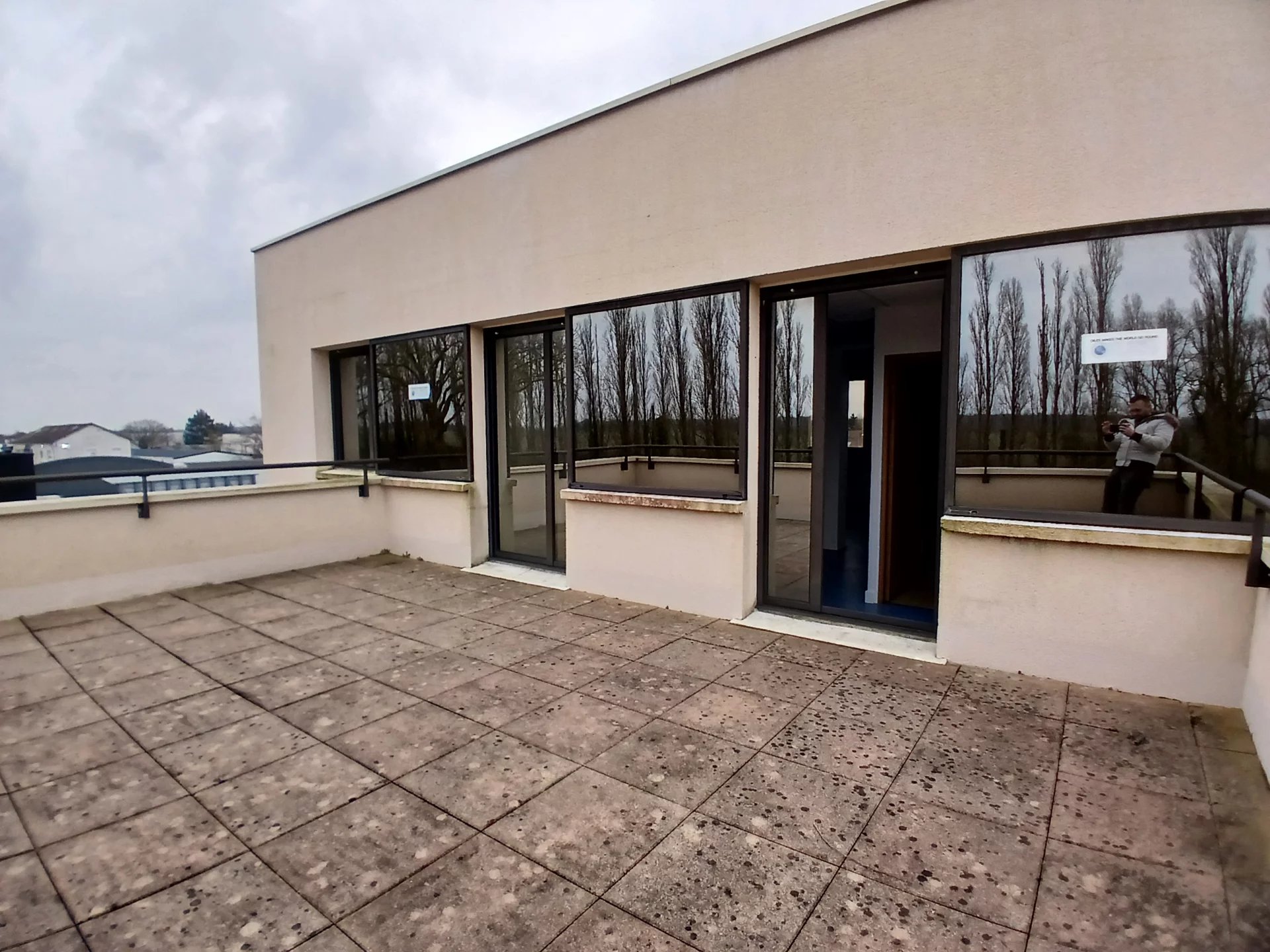 Location Bureau Coignières