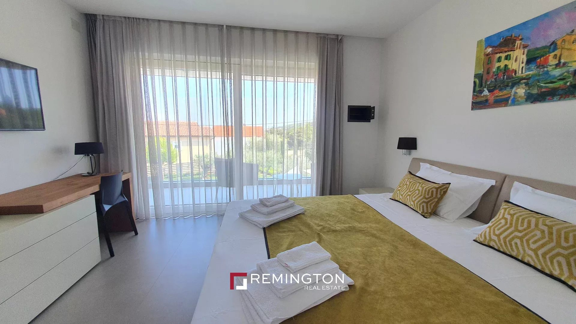 4 Bedroom Villa/Townhouse's Image 11