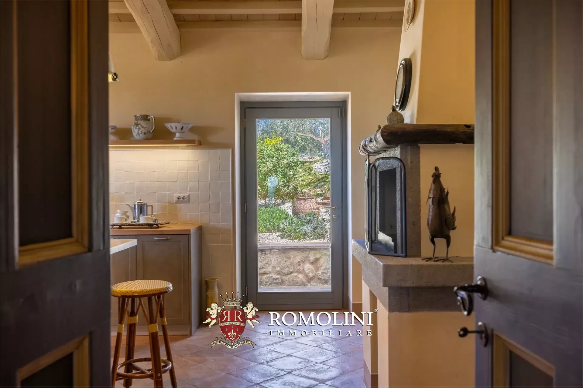 6 Bedroom Villa/Townhouse's Image 75