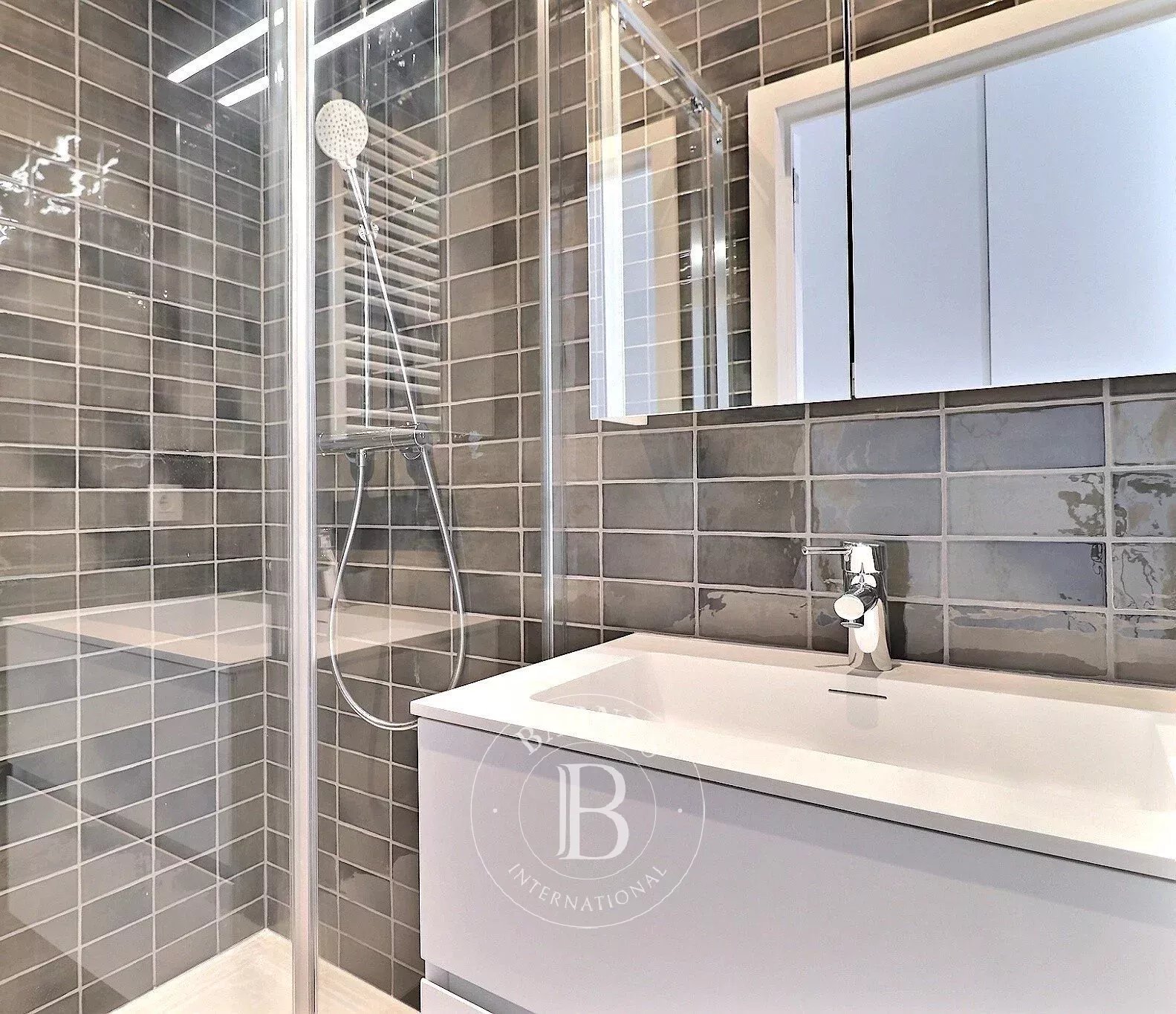 Congres - Gemeubileerd 2 slaapkamer appartement