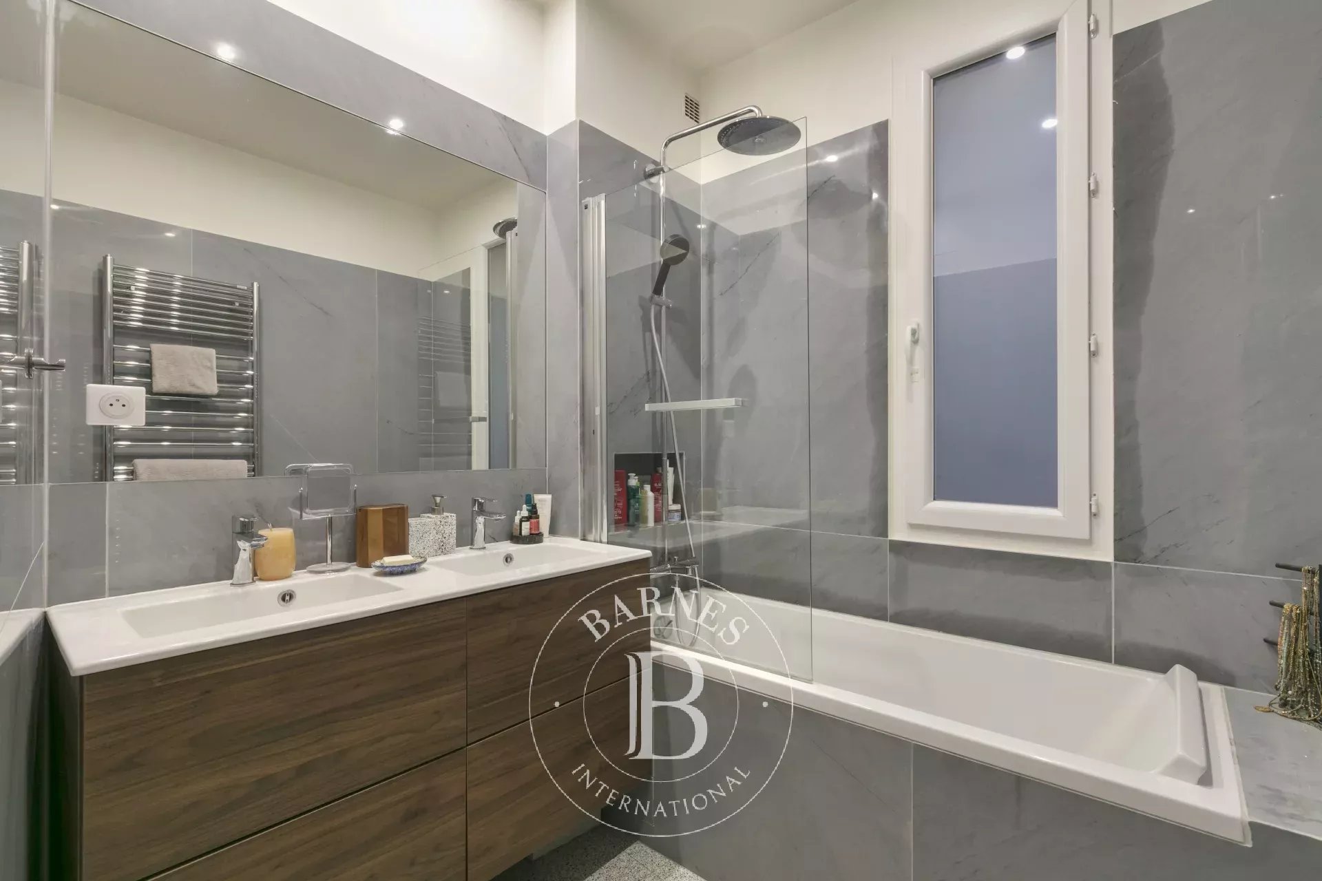 Daire Paris 9ème - picture 11