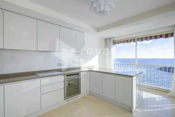 Luxury Apartment with Panoramic Sea View Mandelieu — photo 6