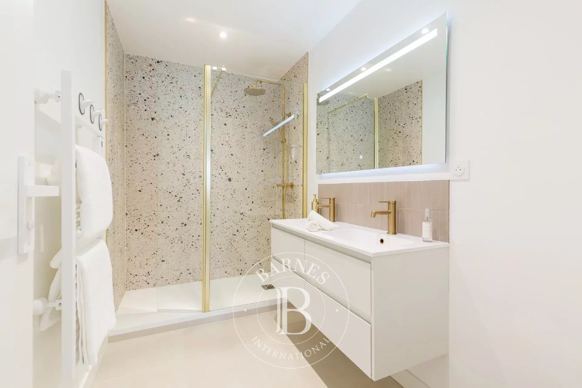 Daire Marseille 8ème - picture 17