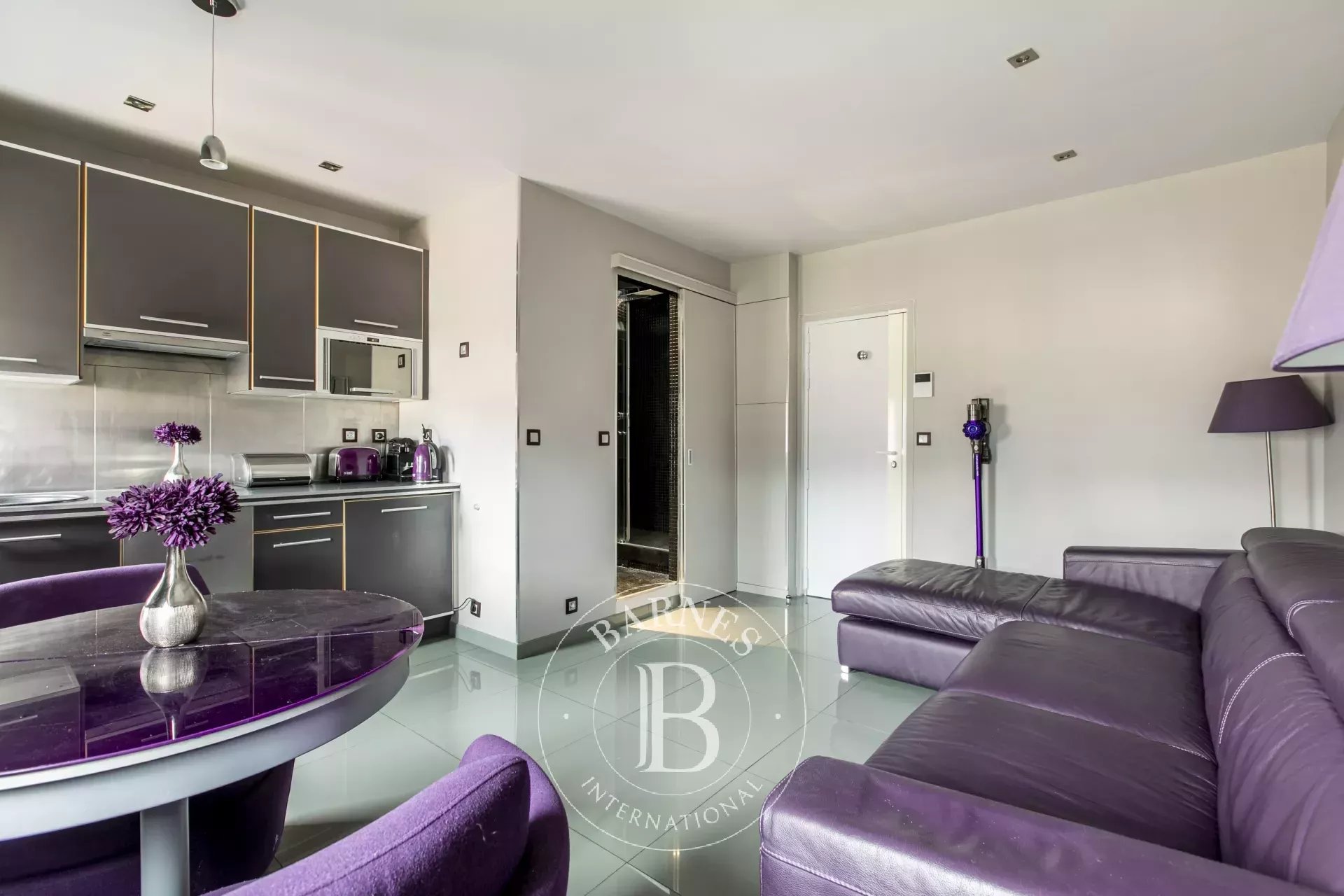 Daire Paris 8ème - picture 7