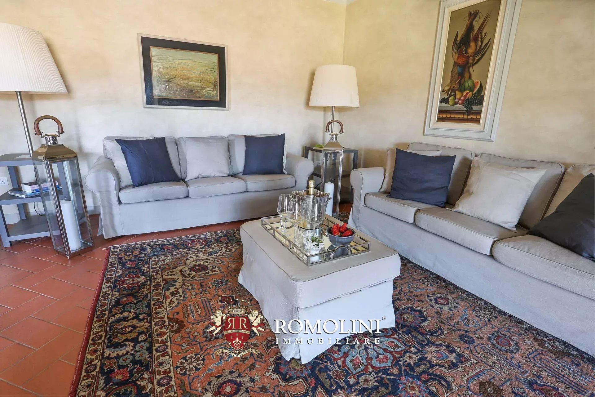 25 Bedroom Vineyard's Image 124