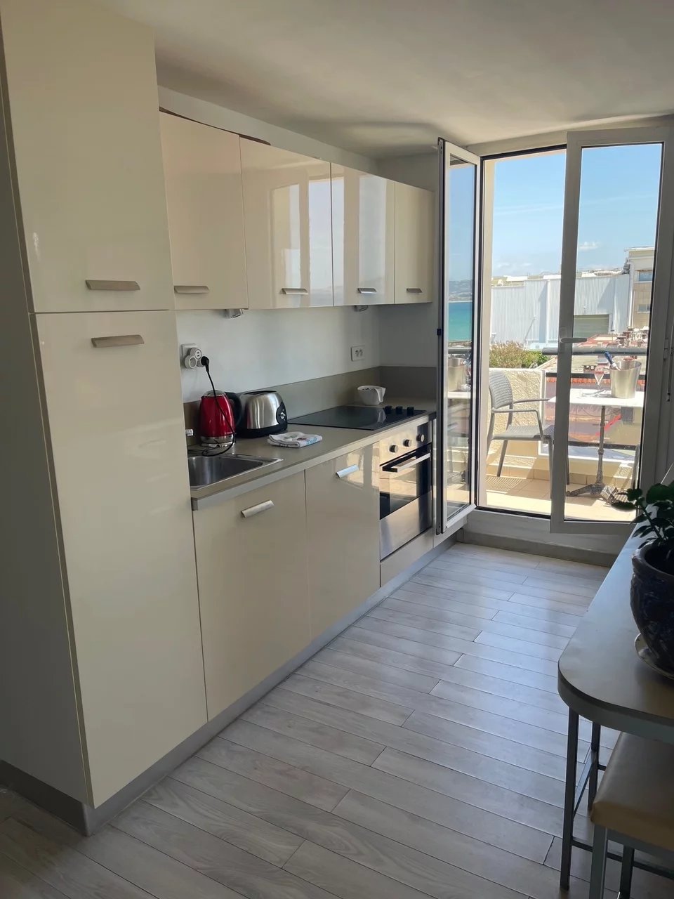 Cannes vente 2 pièces vue mer panoramique