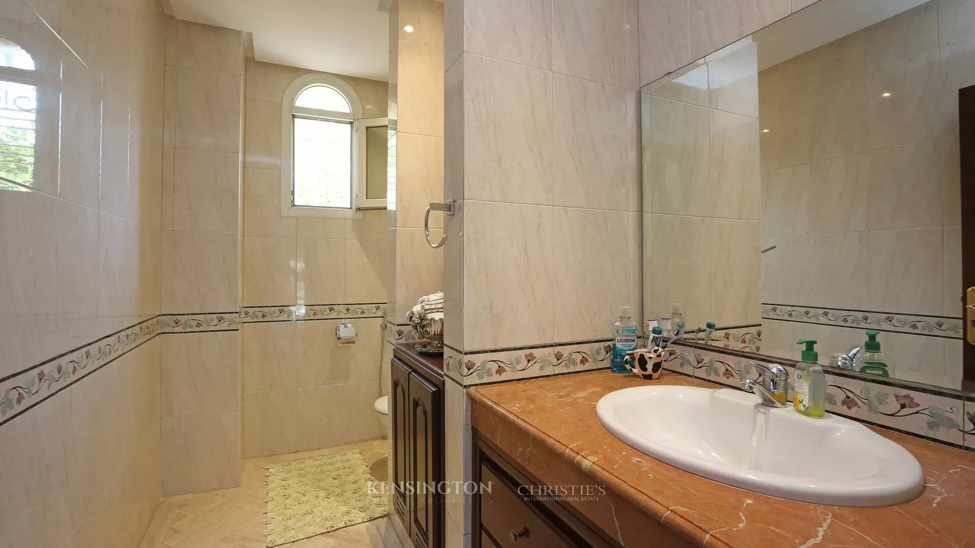 5 Bedroom Villa/Townhouse's Image 23