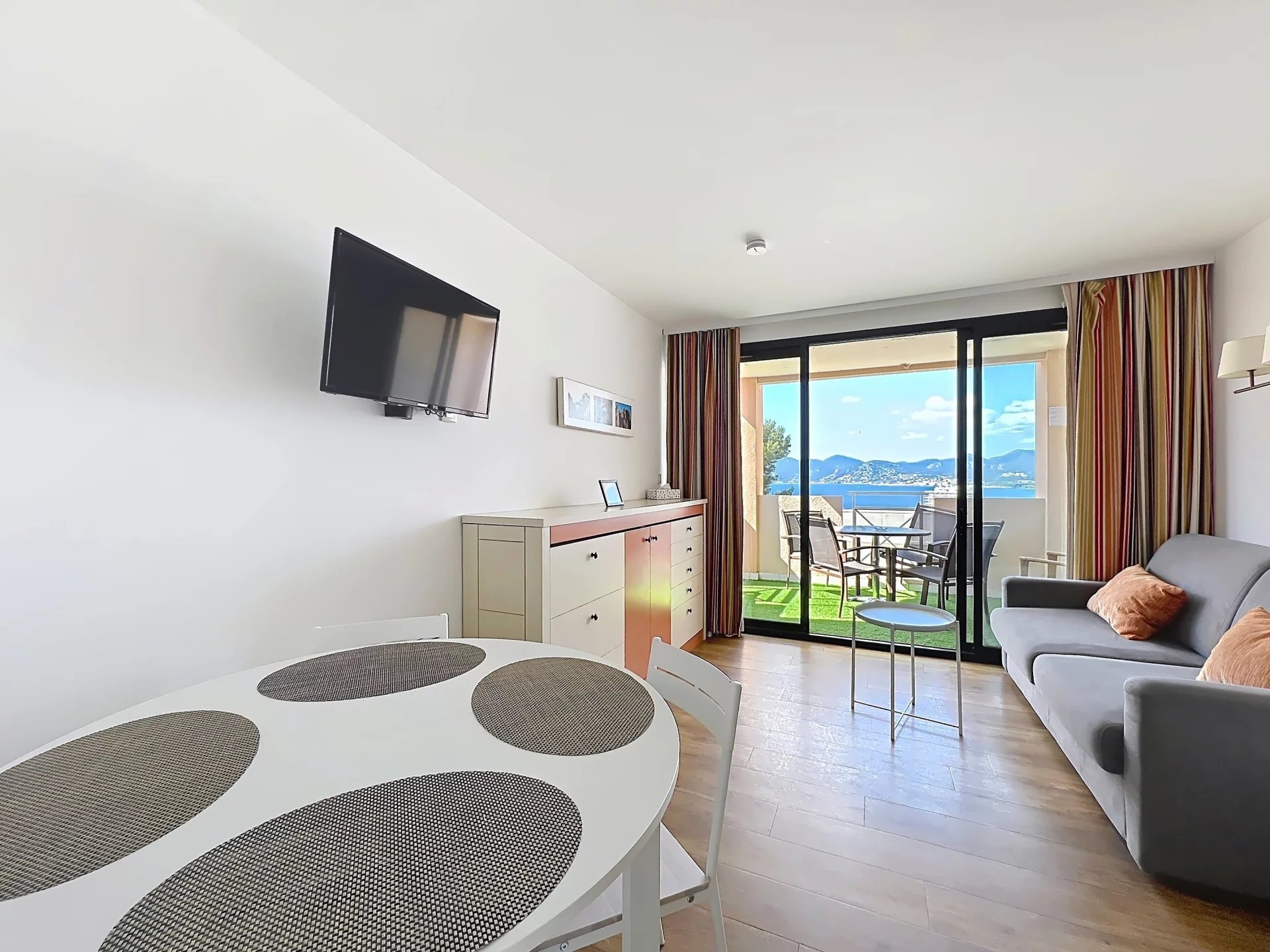 VILLA FRANCIA - APPARTEMENT 2 PIECES VUE MER - Photo 3