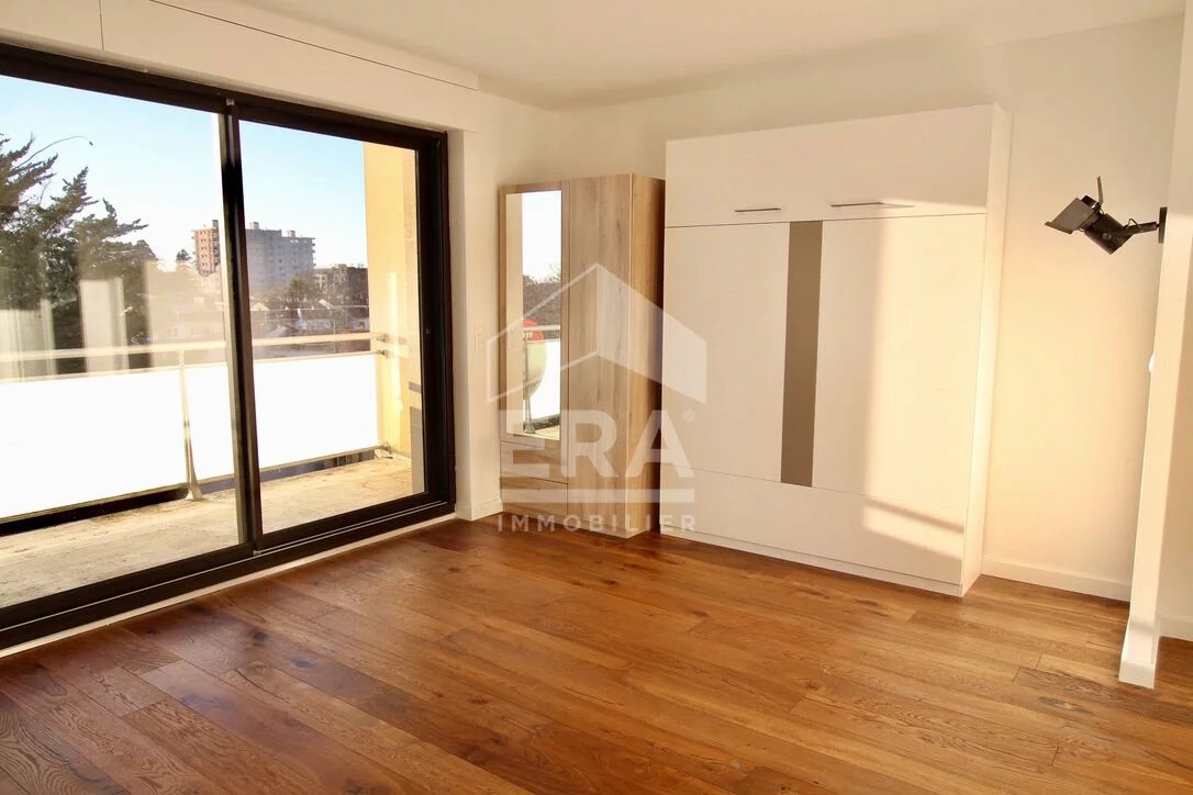 Appartement  T1 avec terrasse