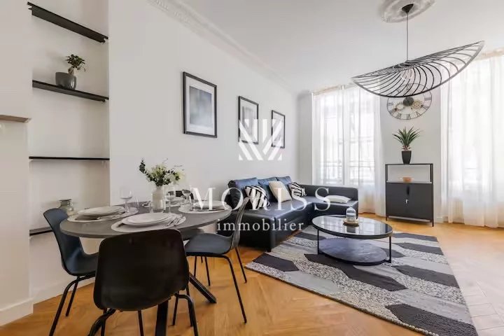 PARIS III LE MARAIS / 55m2 / 2 chambres - Image Array