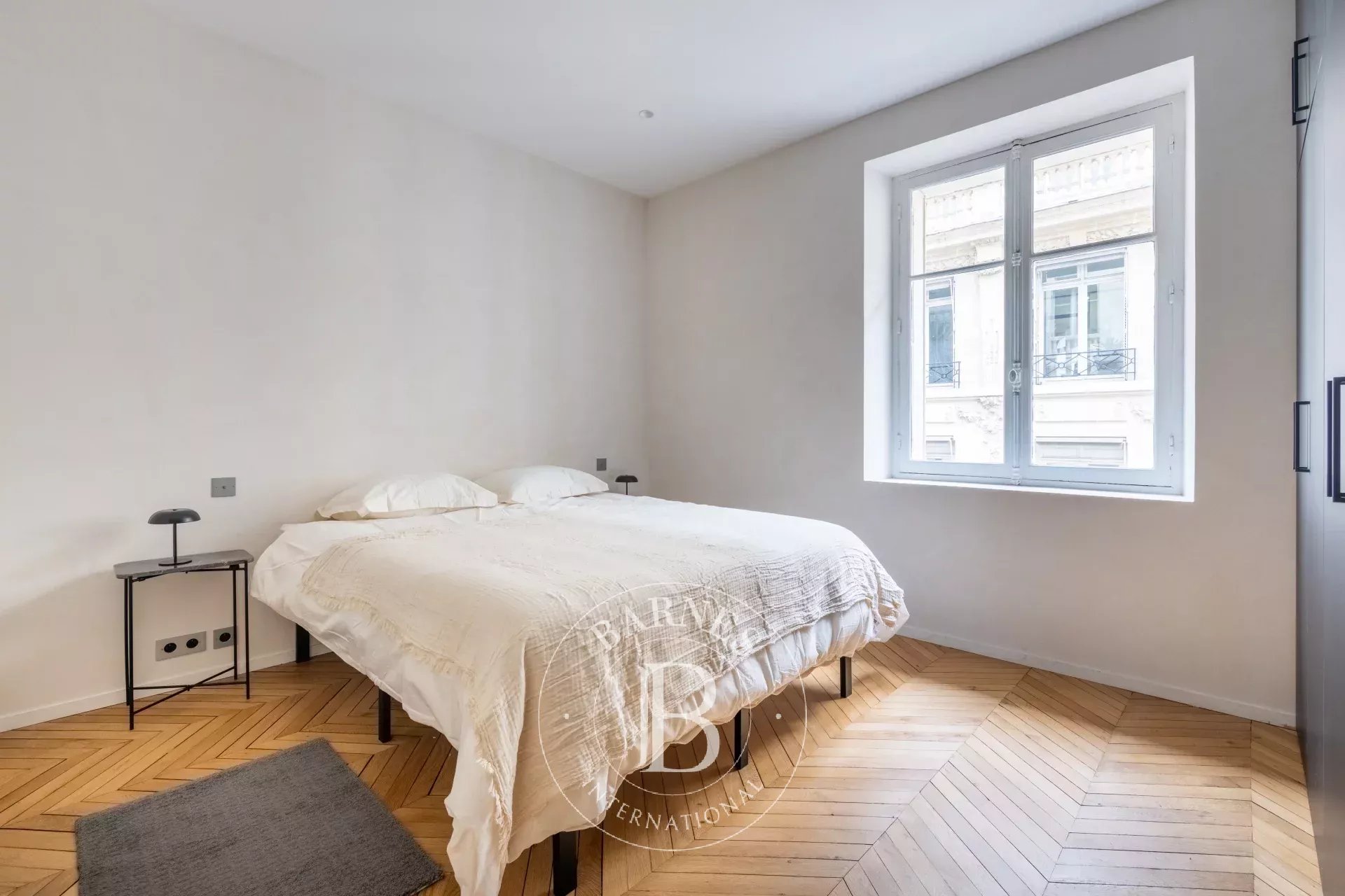 Daire Paris 2ème - picture 10