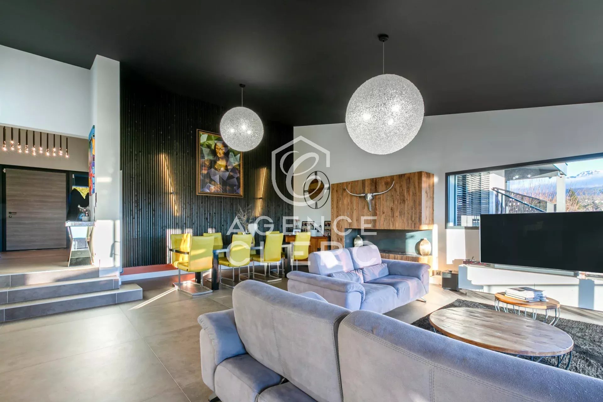 5 Bedroom Villa/Townhouse's Image 13