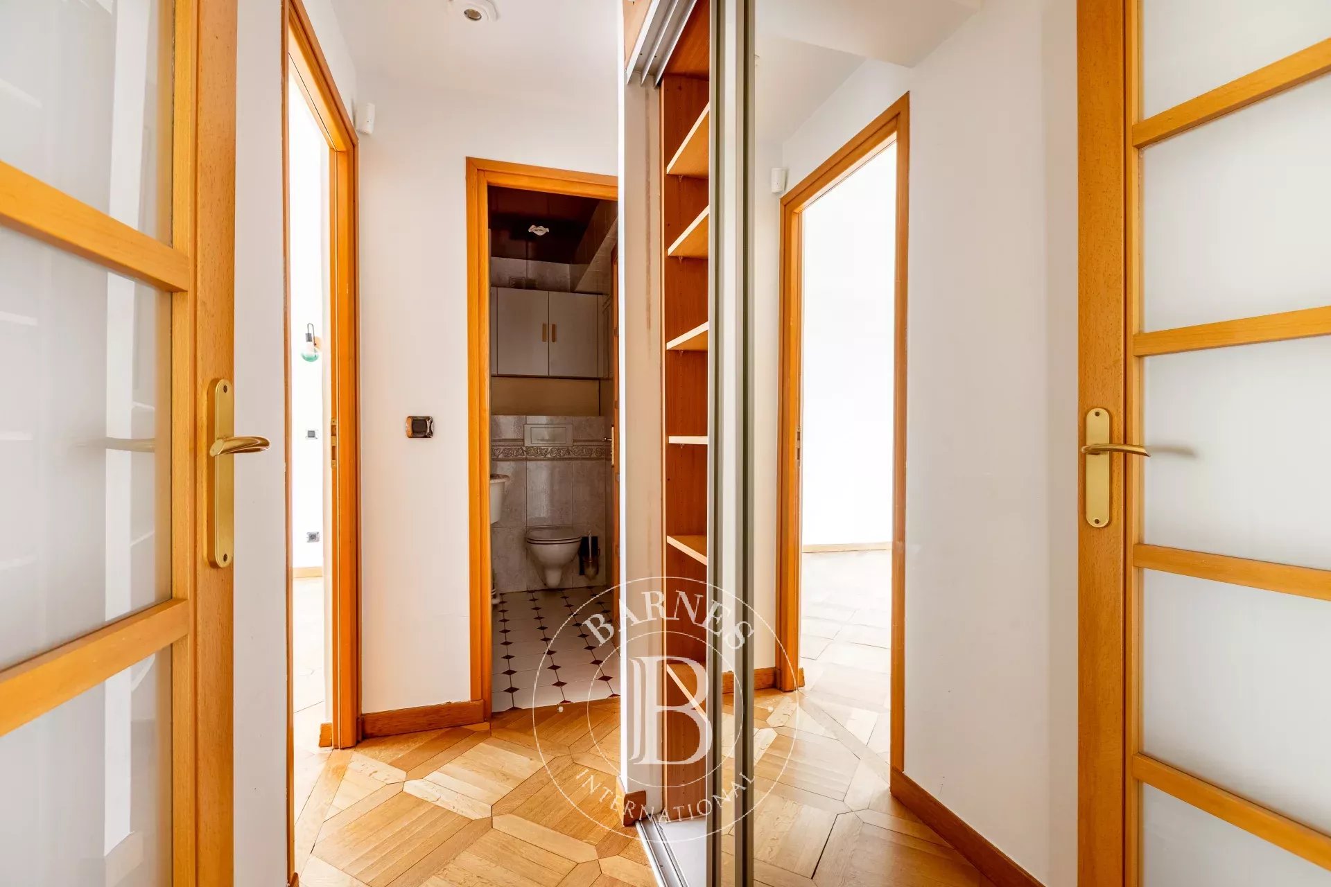 Daire Paris 8ème - picture 15