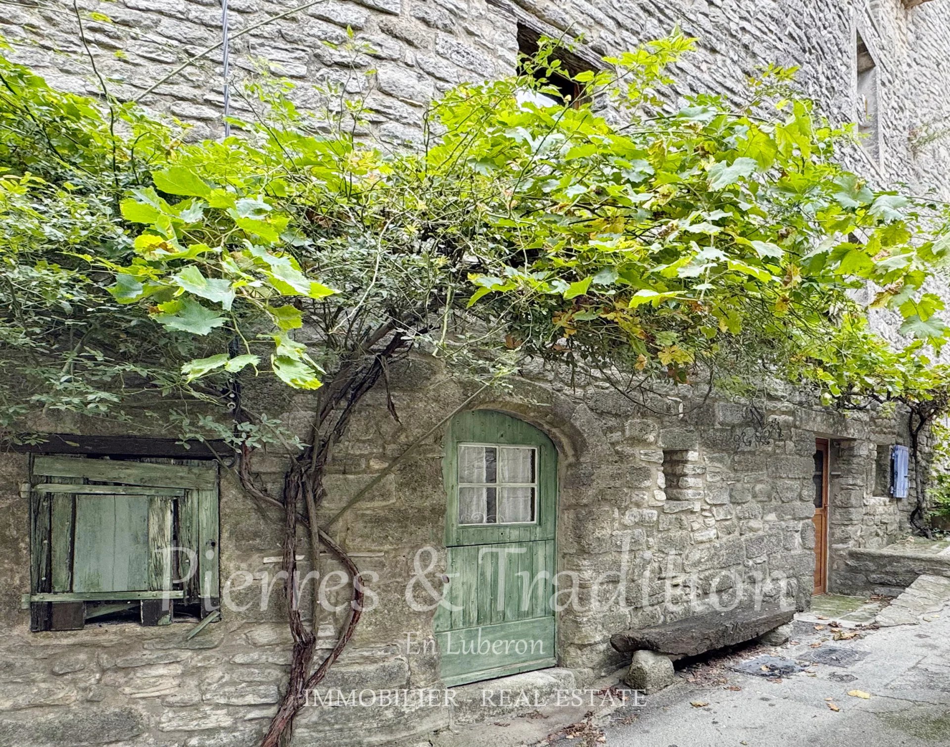Agence immobilière de Pierres et Tradition en Luberon Apt