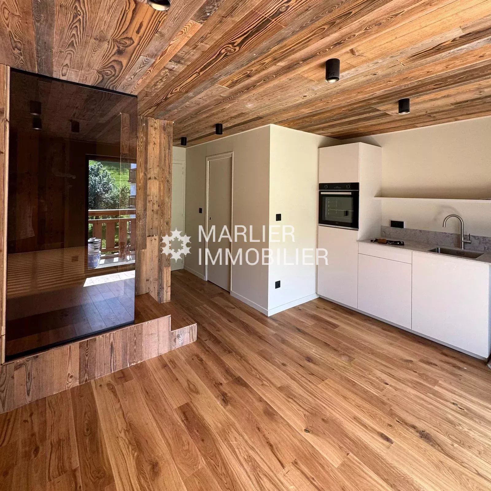 CENTRAL - F1 + DE 23,65 M²