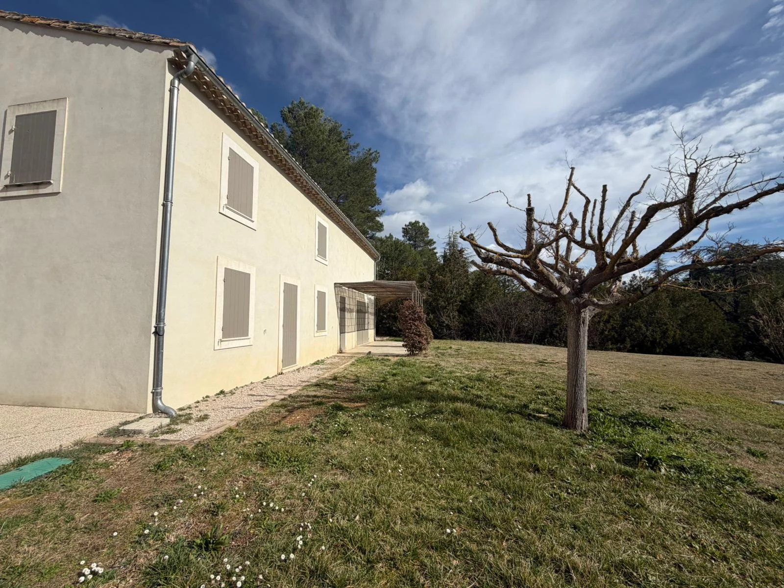 BASTIDE A LOUER LE THOLONET