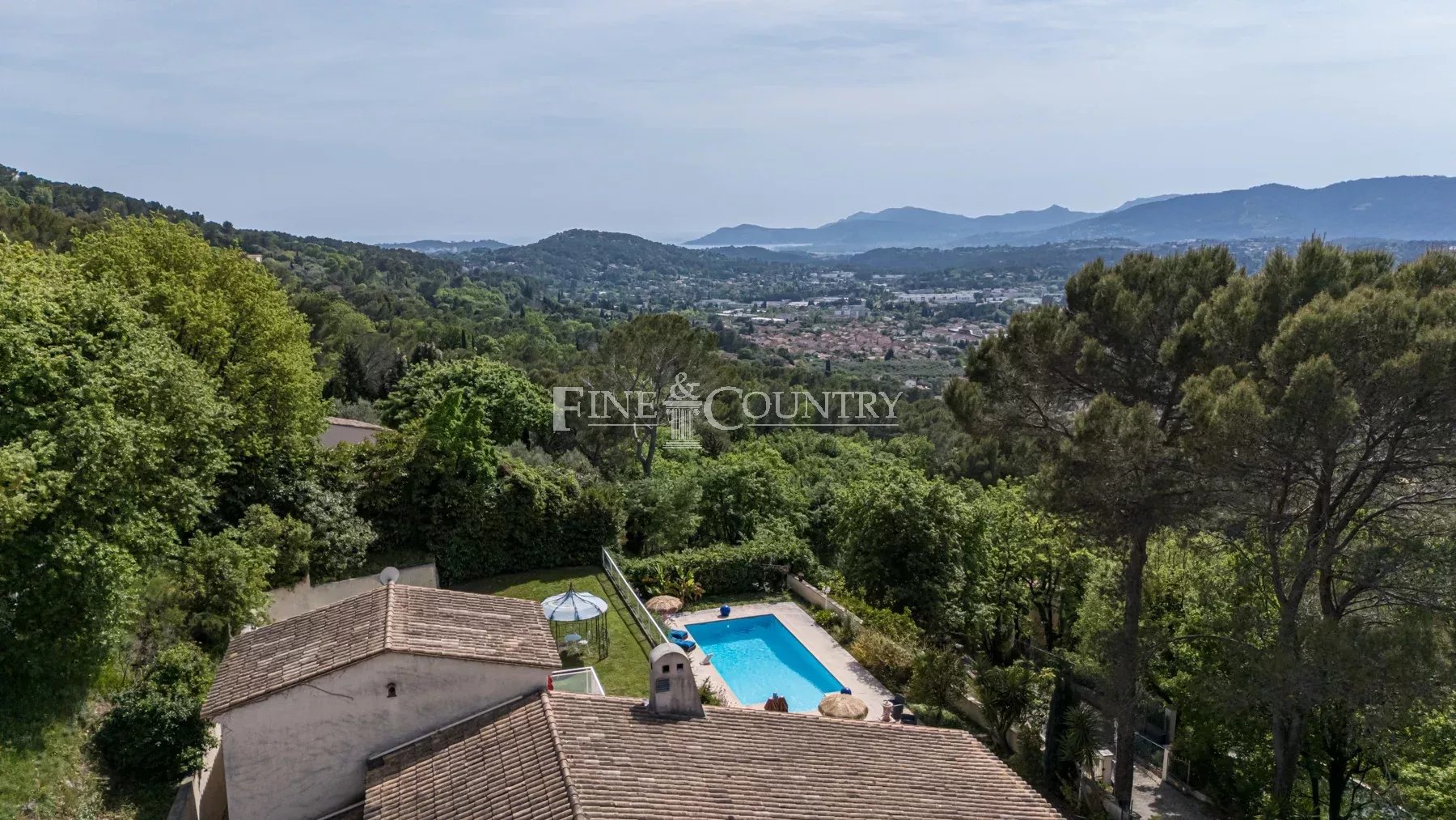 Photo of Sea View Villa - Castellaras Sector