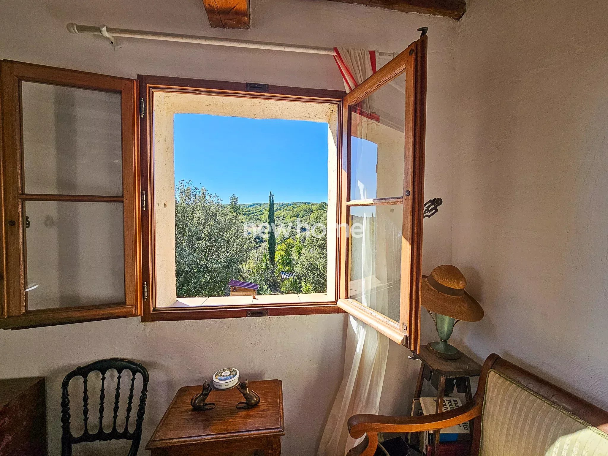 Entre Draguignan et Flayosc  L'élégance d'une bastide au cur de la nature