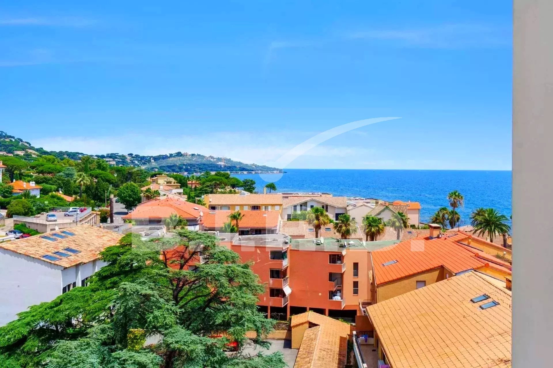 SAINTE MAXIME: Apartment SEA VIEW walking distance from the beach