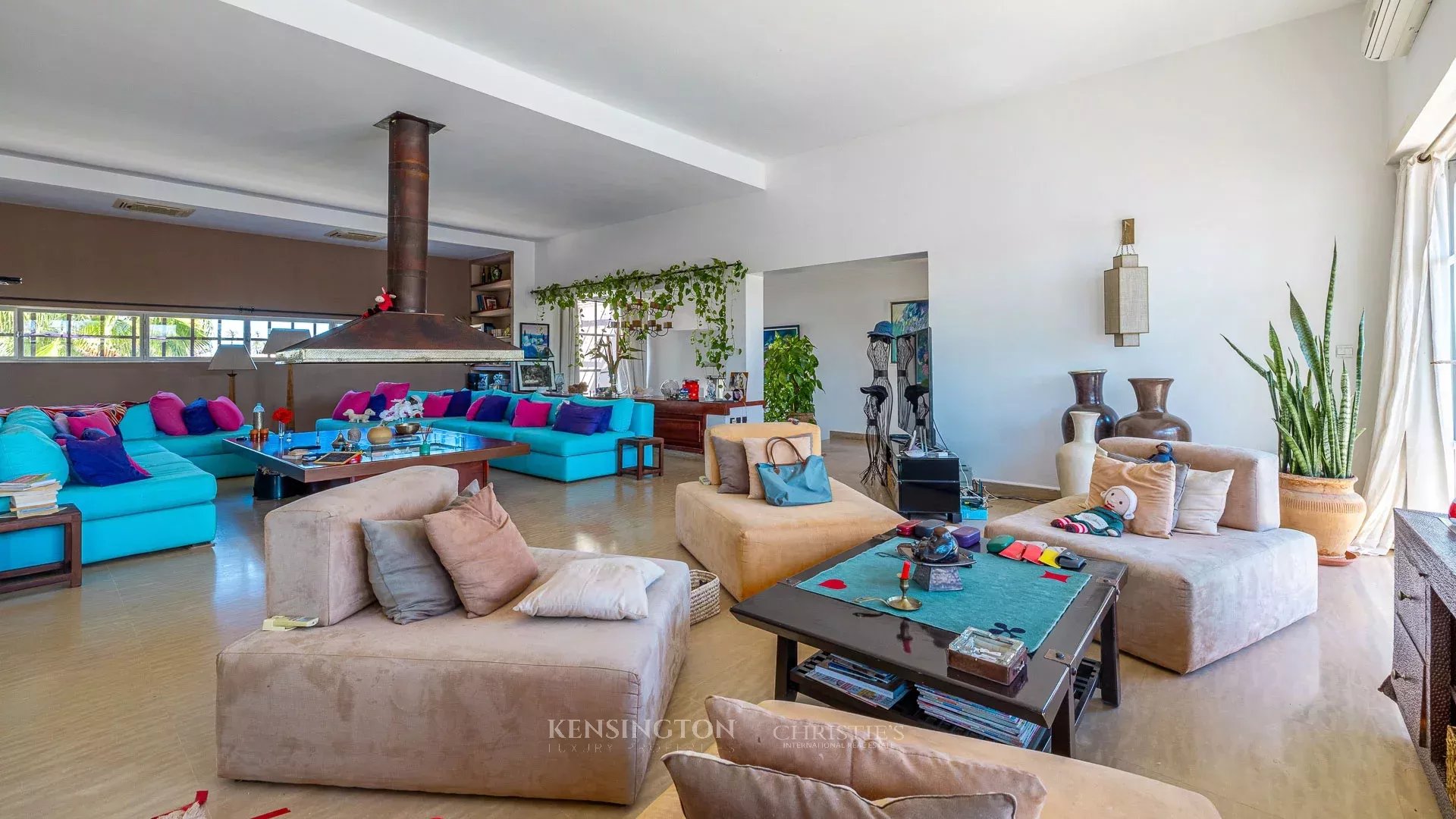 5 Bedroom Villa/Townhouse's Image 25