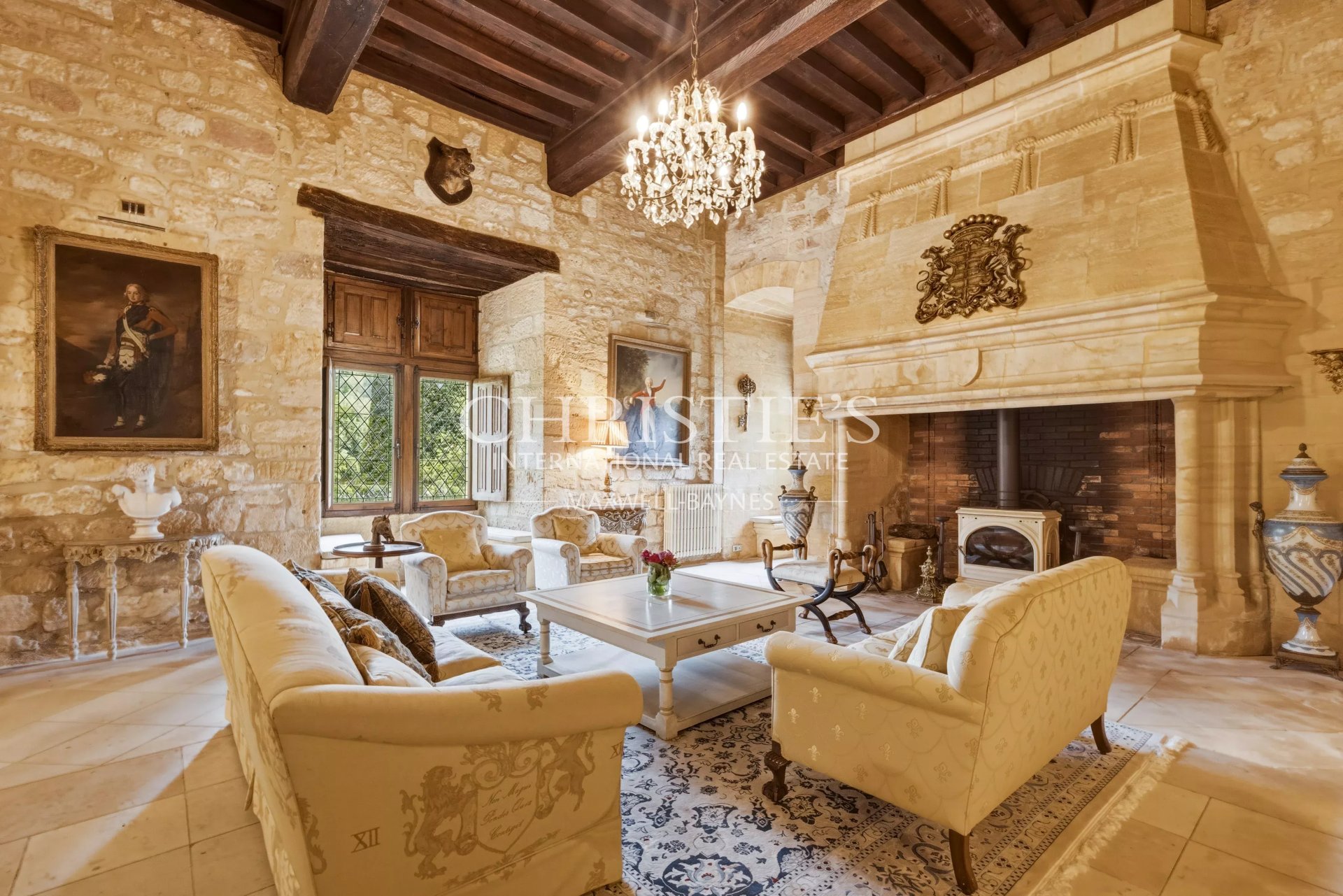 10 Bedroom Chateau's Image 4