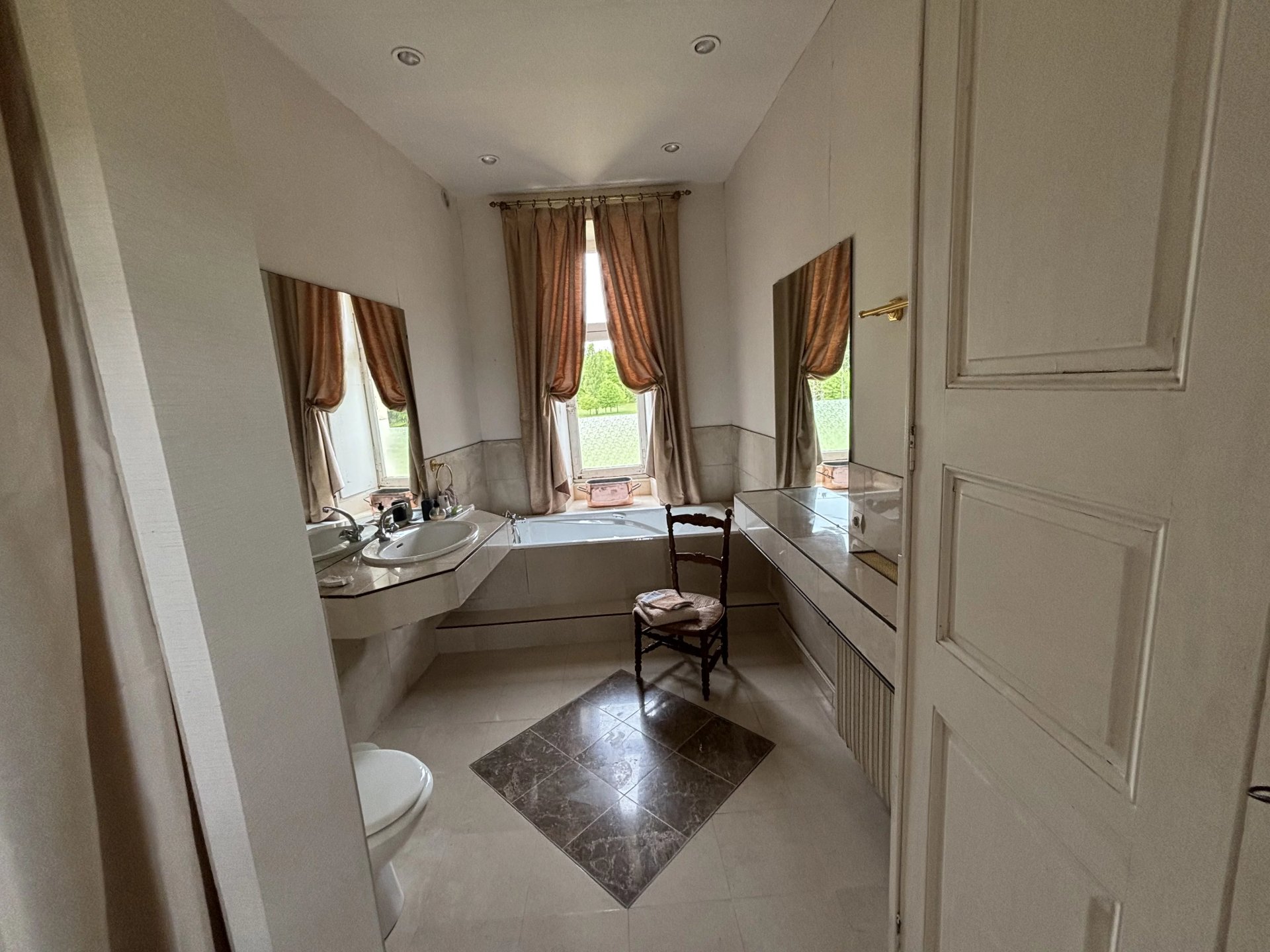 11 Bedroom Chateau's Image 16