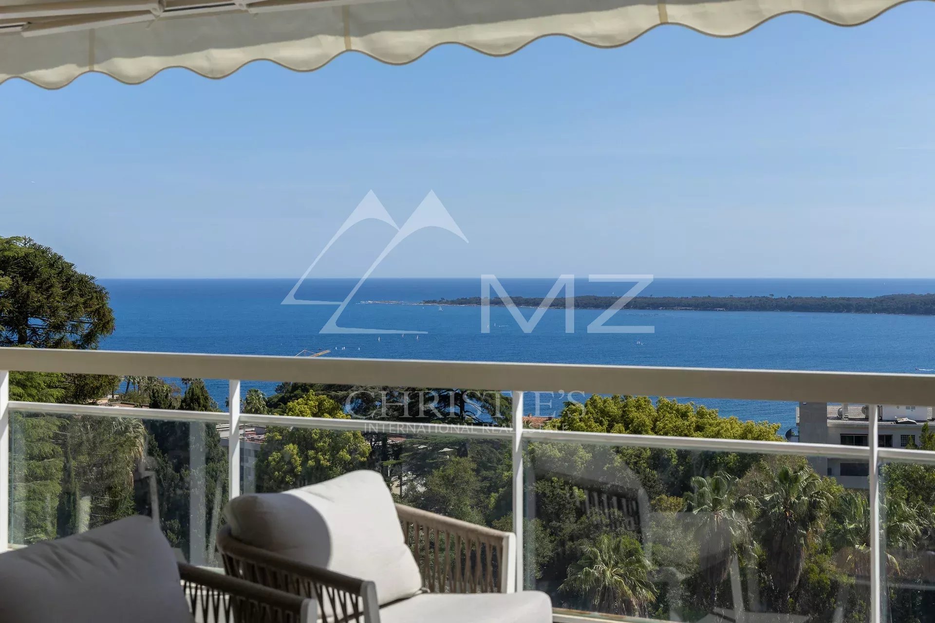 2 Bedroom Apartment/Flat's Image 9