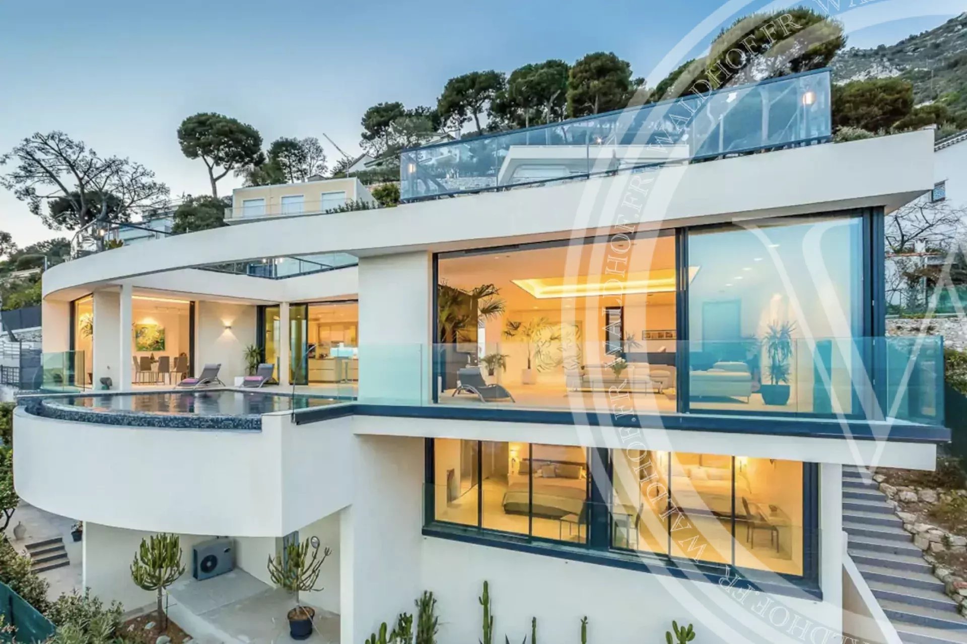 Villa californienne 5 chambres à quelques minutes de la plage - Eze-sur-Mer