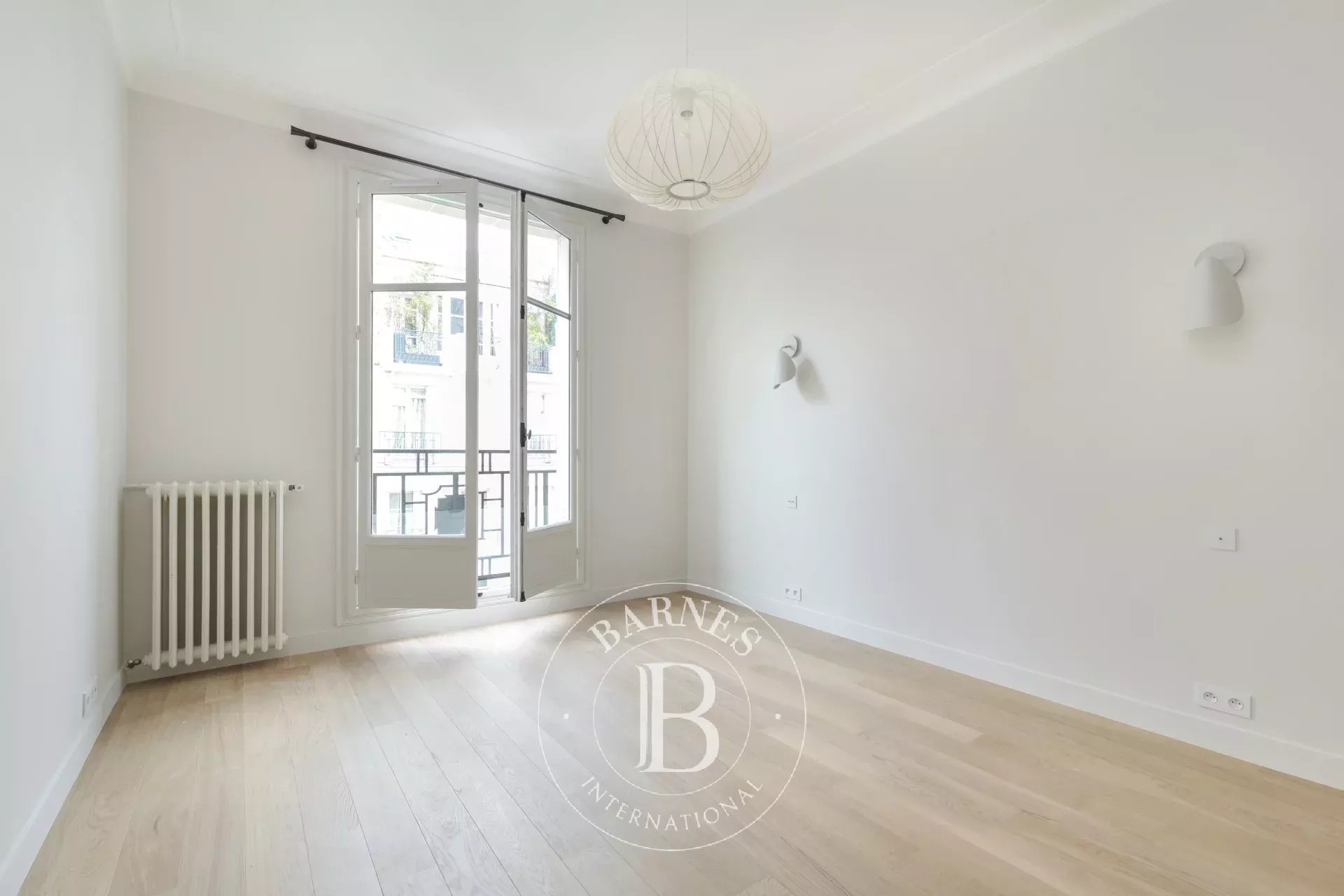 Paris  - Apartment 3 Bedrooms - picture 4