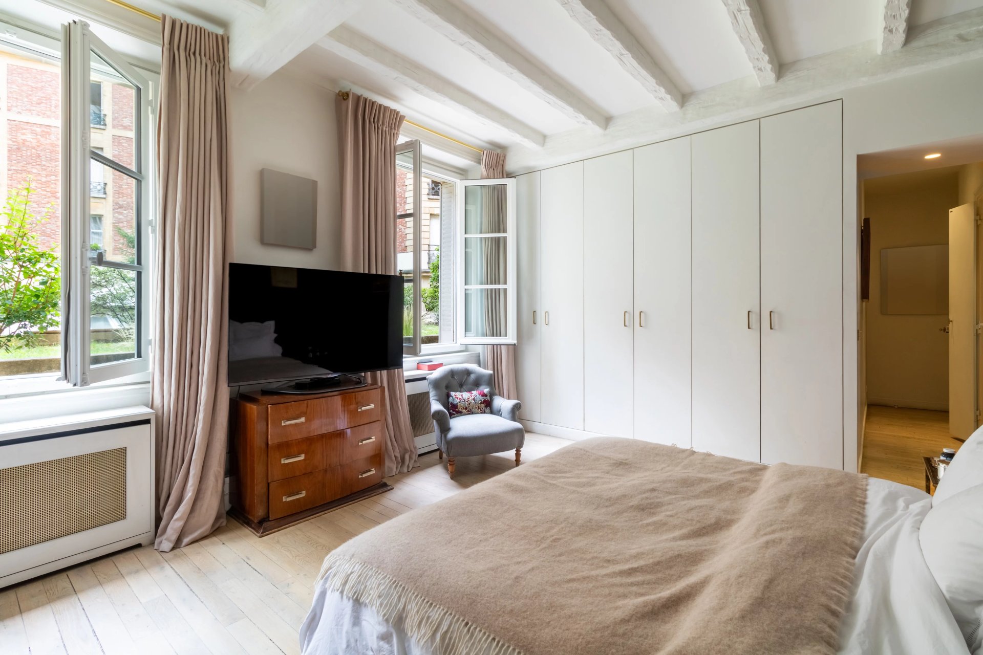 4 Bedroom Apartment/Flat's Image 6