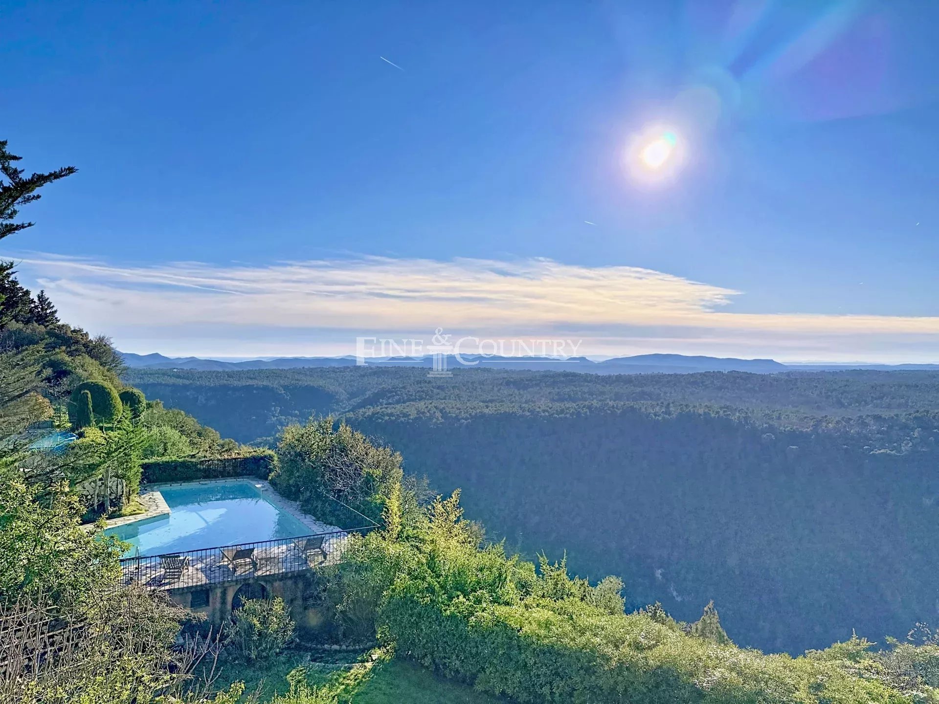 Photo of 4 Houses for sale in Saint-Cezaire-sur-Siagne