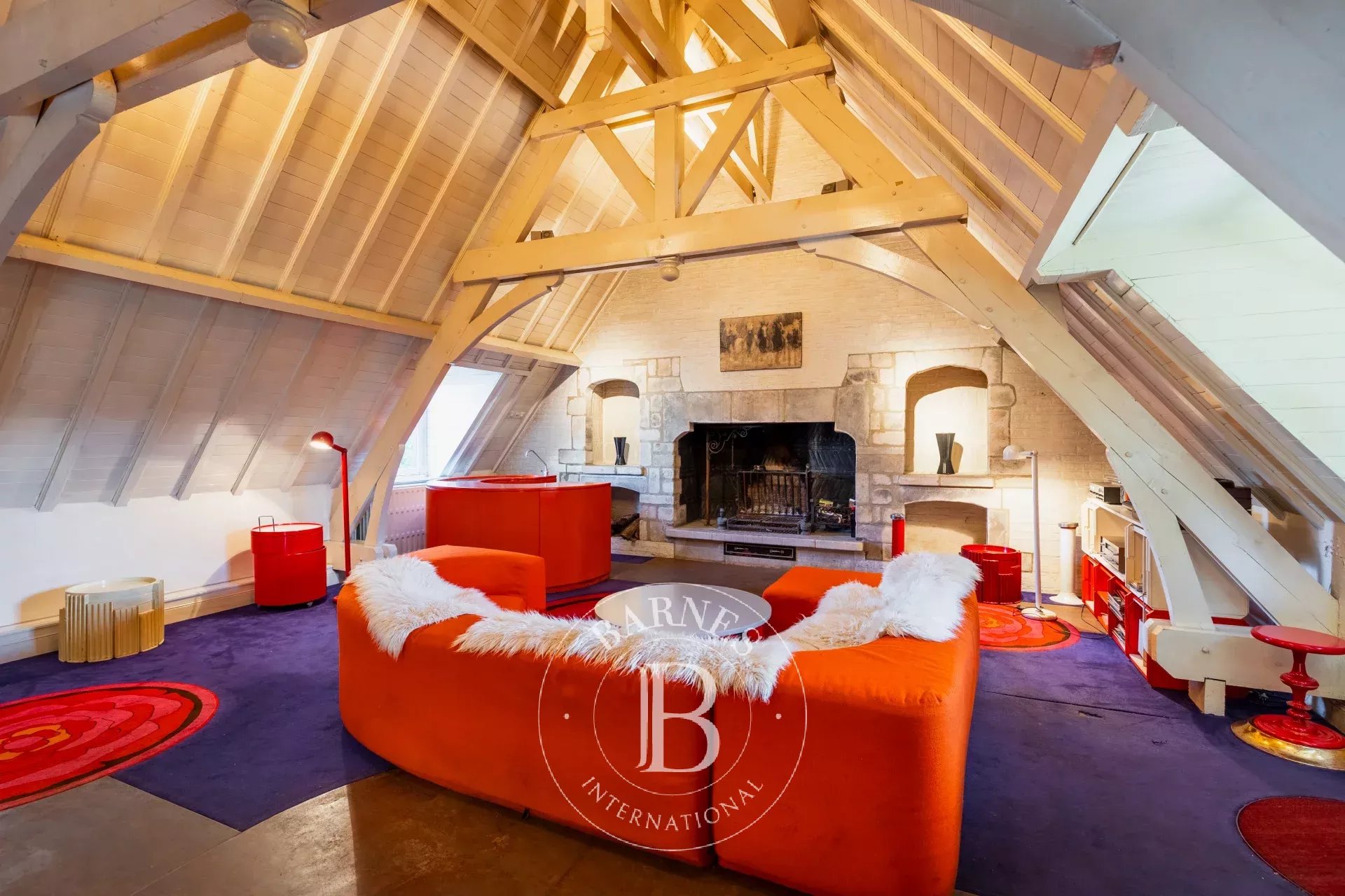 Hoeilaart - Exceptional villa to renovate, close to the Sonian Forest