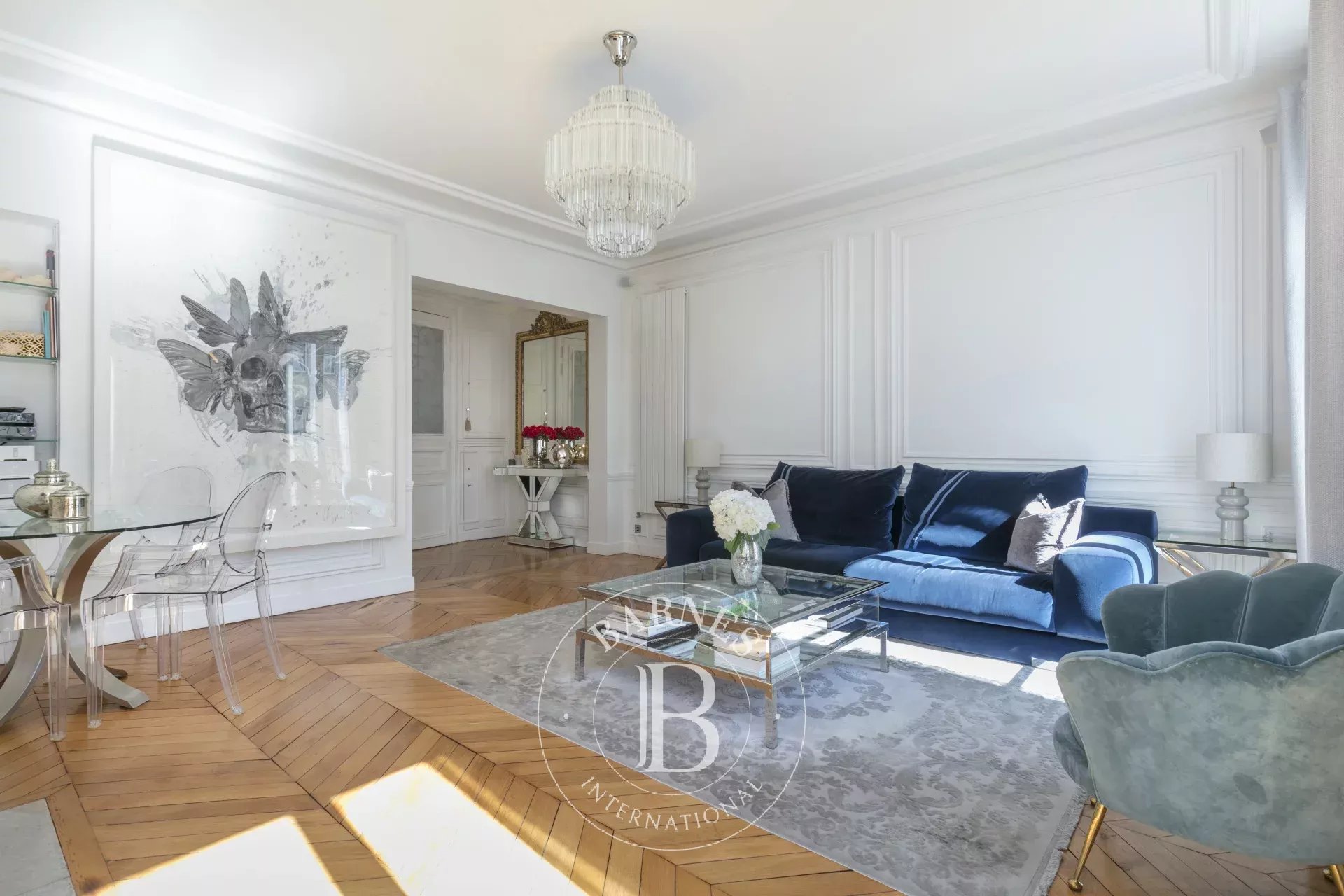 Exclusivity - Paris 8th Etoile Hoche - Apartment on the 4th floor with balcony facing South West - 2 or 3 bedrooms