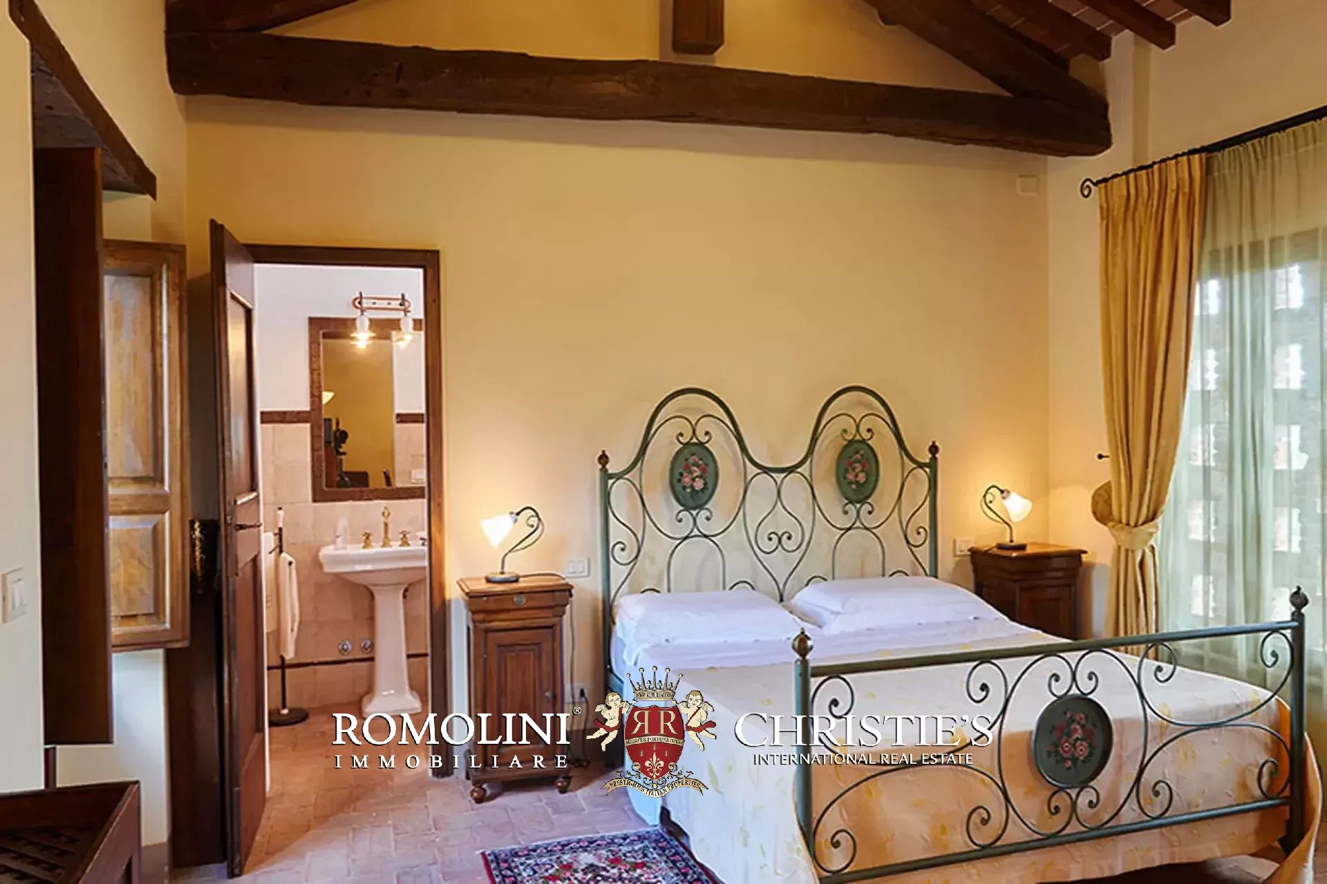 16 Bedroom Villa/Townhouse's Image 64