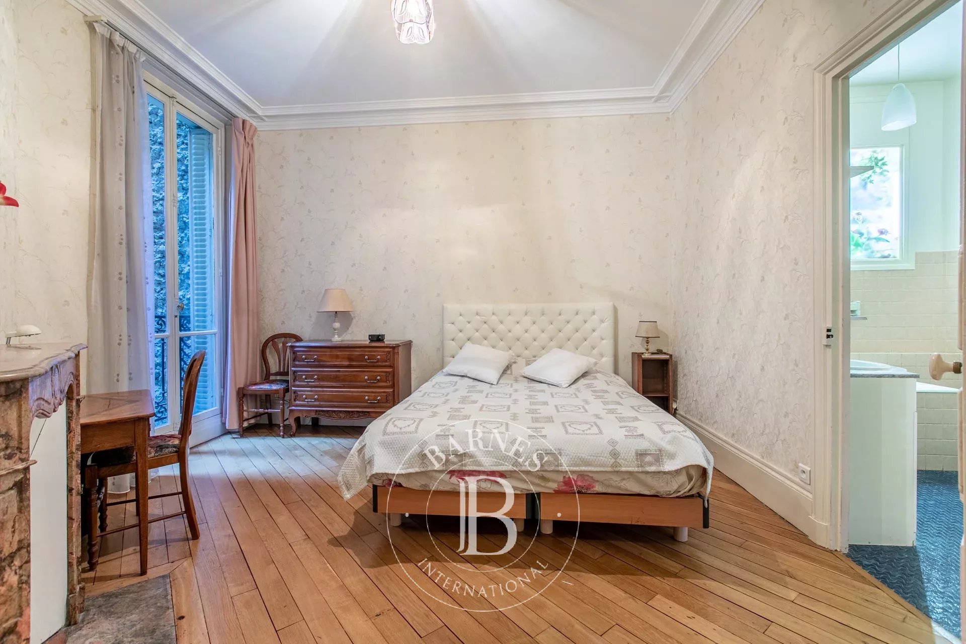 Daire Paris 7ème - picture 8