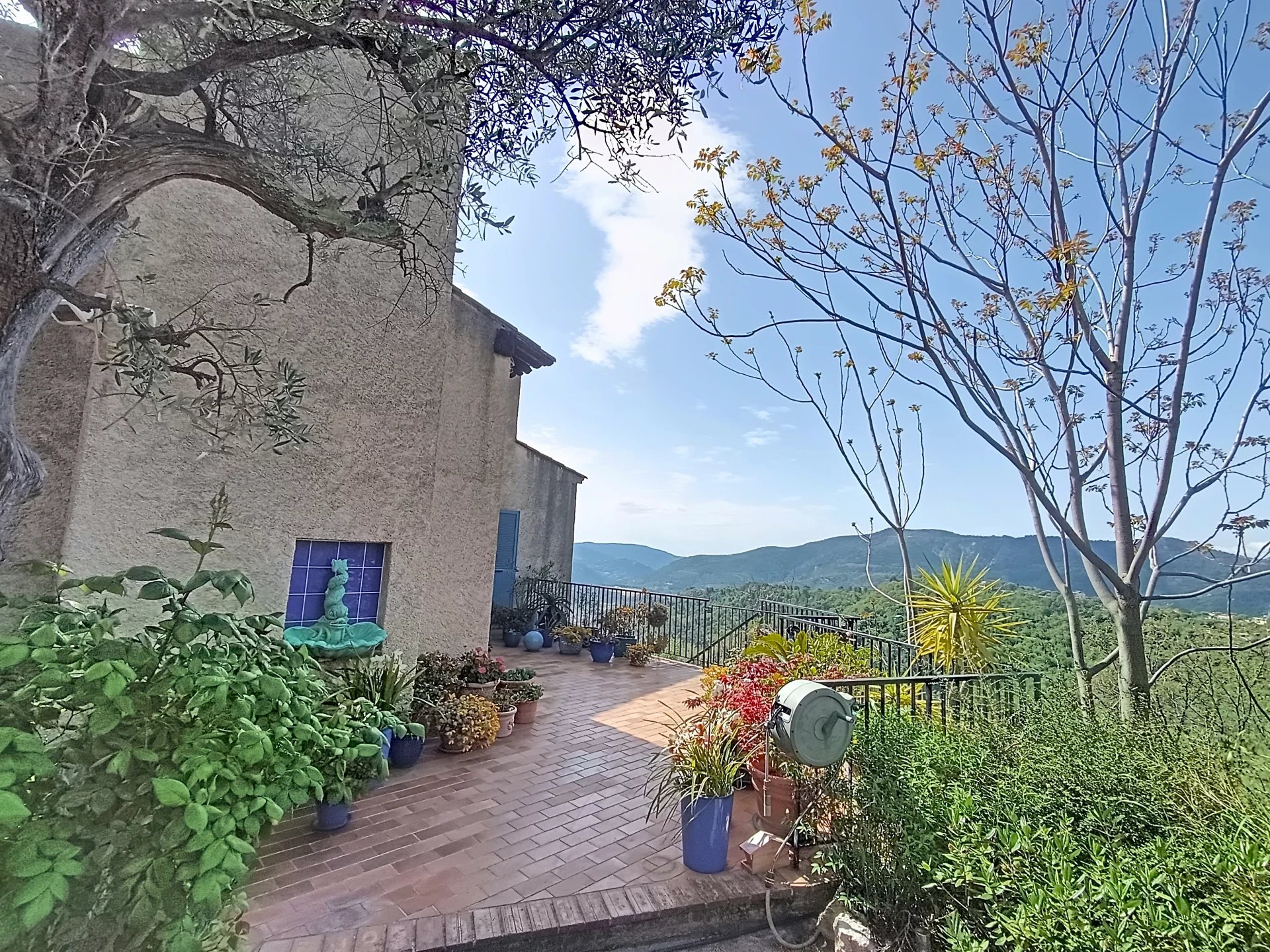Villa avec vue panoramique | Calme absolu | Terrain piscinable