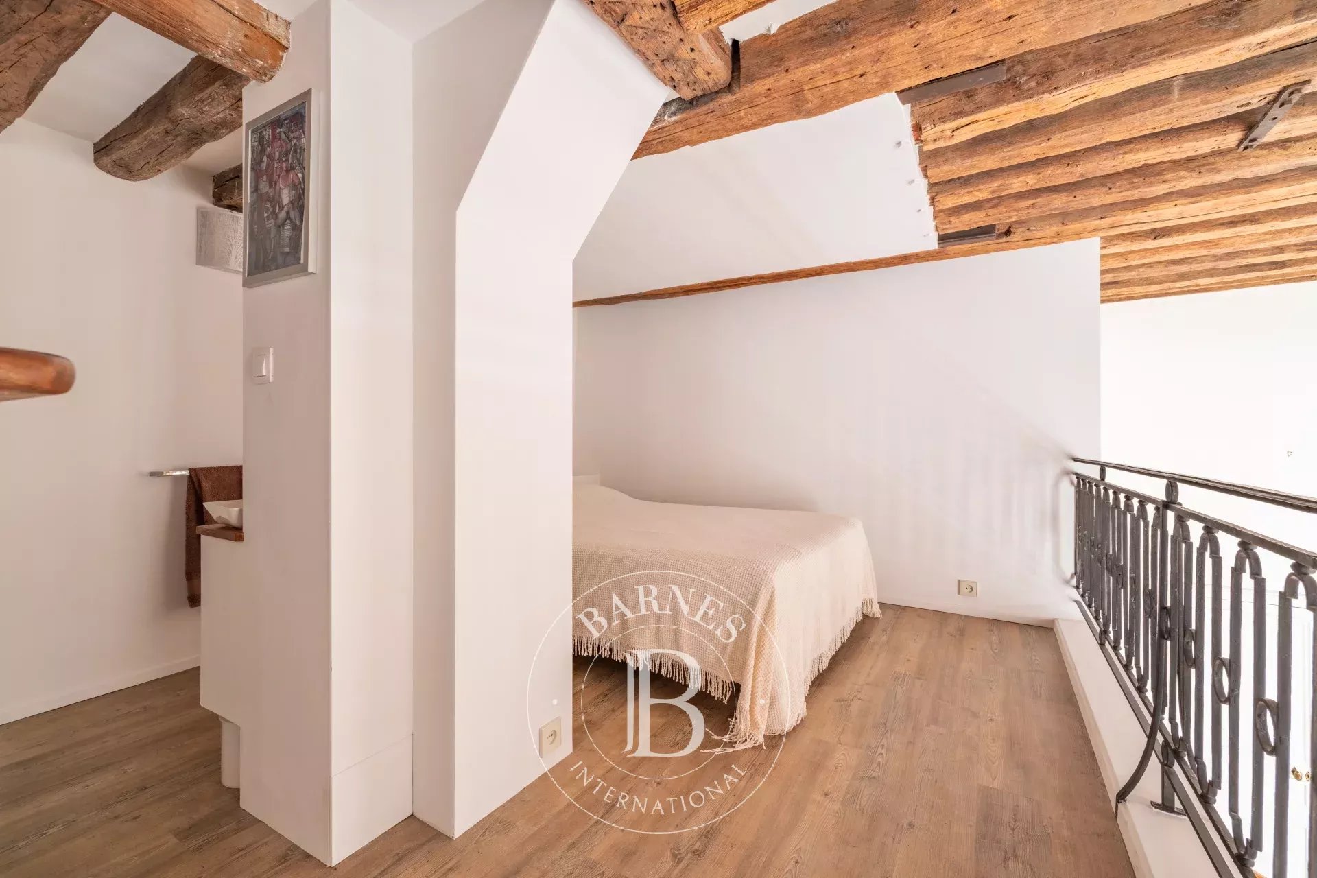 Daire Paris 4ème - picture 16