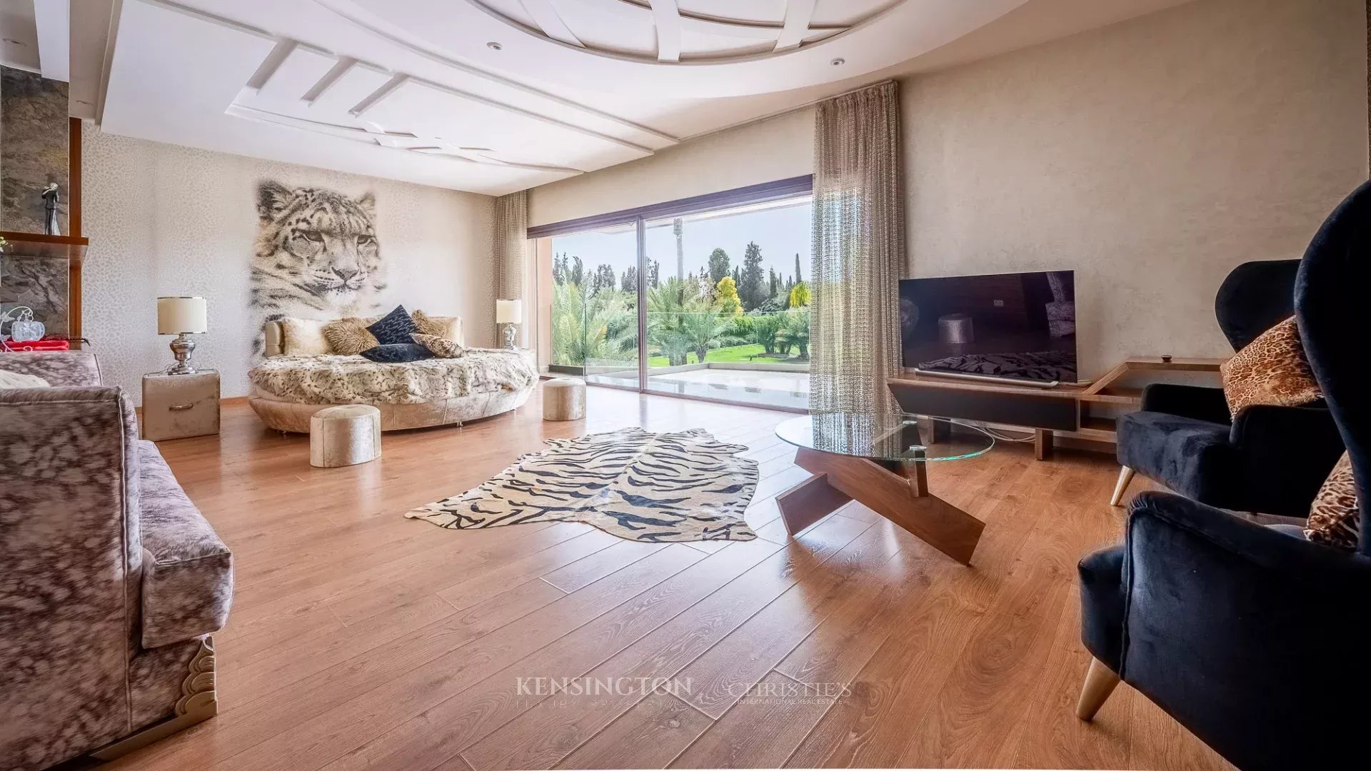 9 Bedroom Villa/Townhouse's Image 25