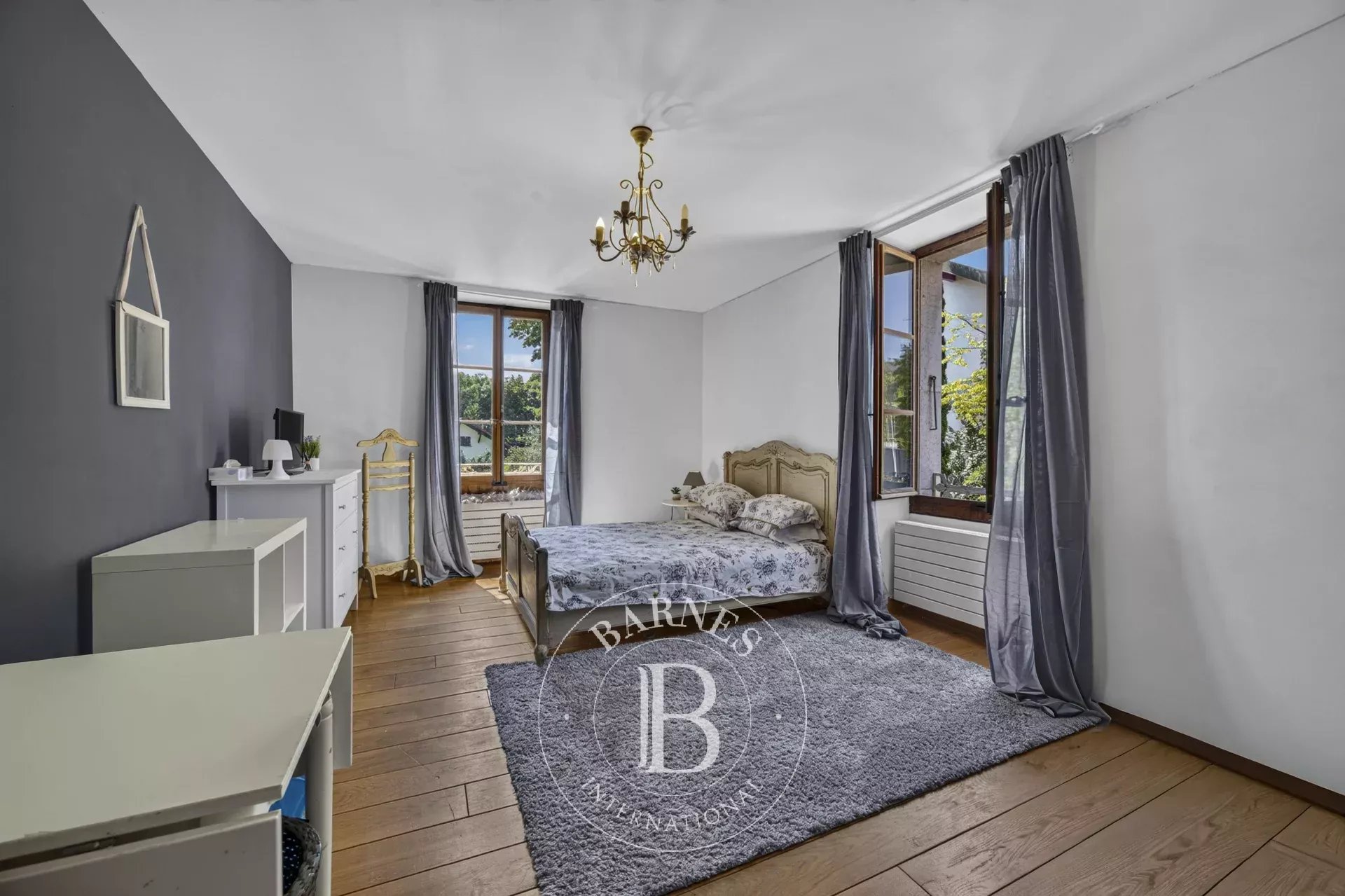 Divonne-les-Bains  - Maison de ville 10 Pi&egrave;ces 4 Chambres - picture 17