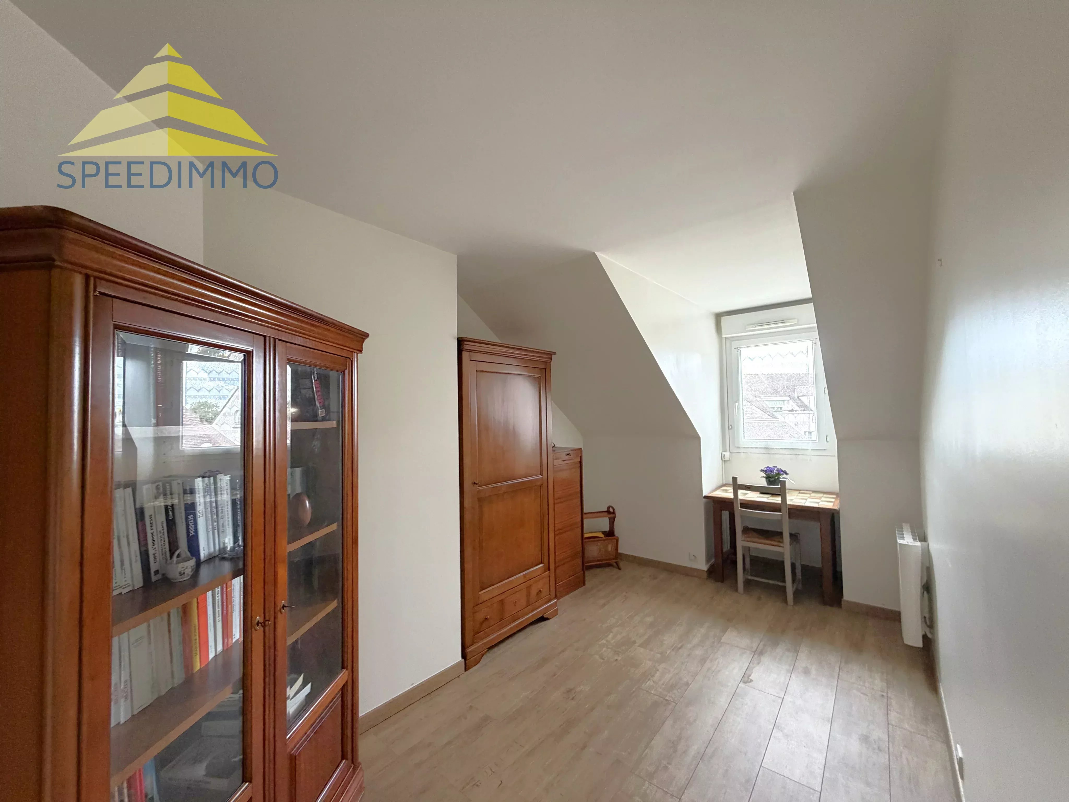 Appartement avec  ascenseur au dernier étage