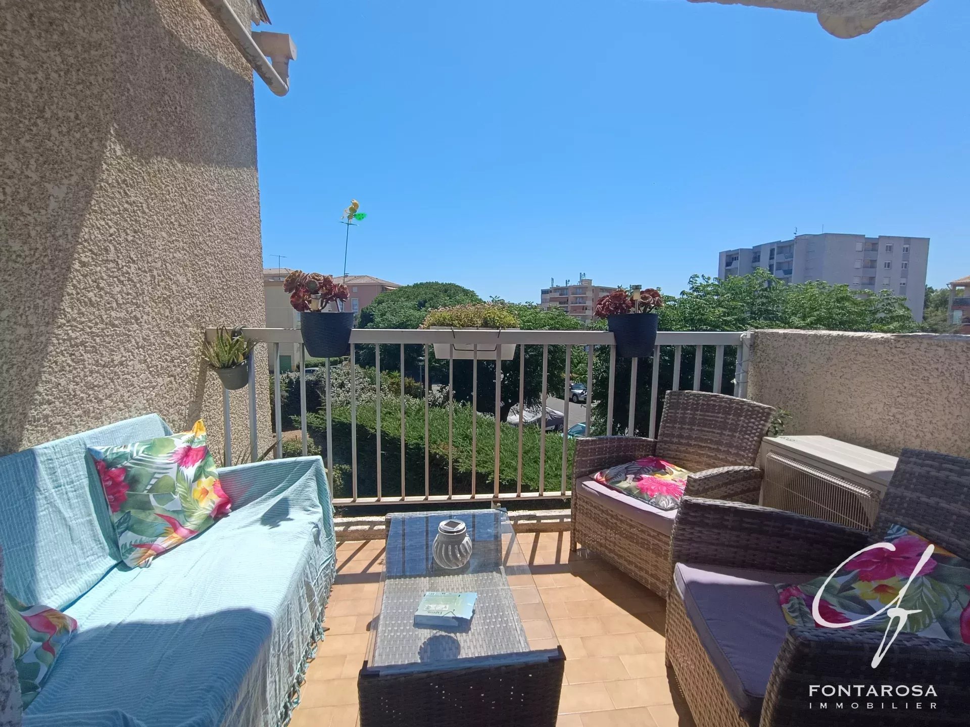 Agence immobilière de 