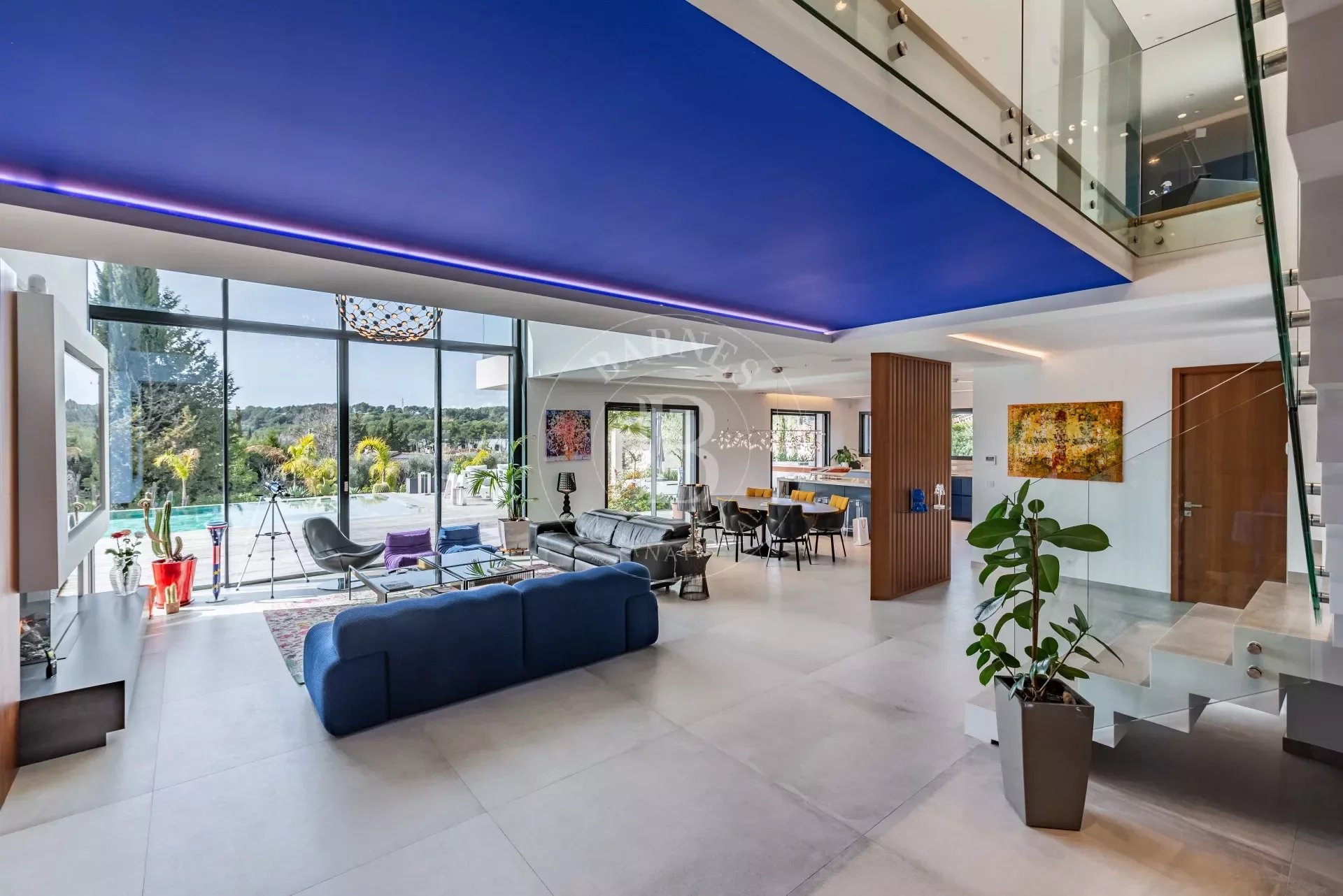 Mougins - New contemporary villa - picture 4