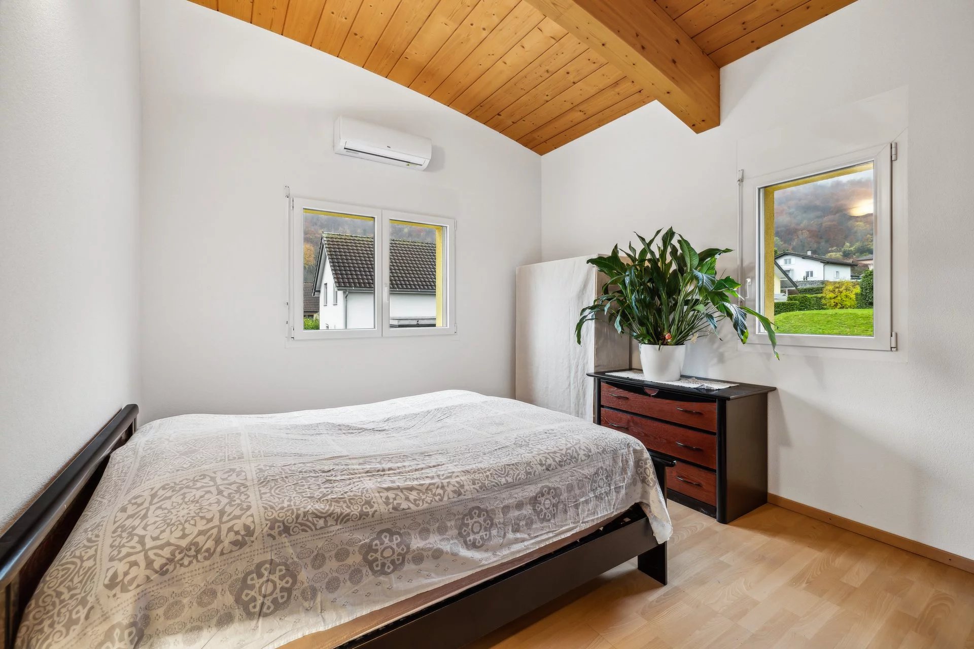 Magnifique villa familiale de 7.5 pièces avec annexe et piscine