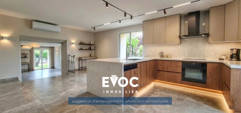 Photo 3 — Maison de caractère à vendre — Saint-Vincent-de-Barbeyrargues — T4 141 m² — Corps de ferme réhabilité — DPE C