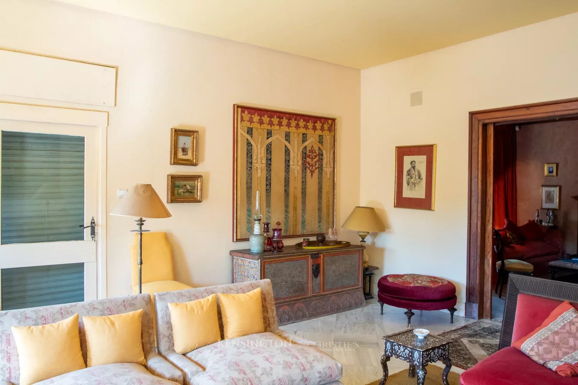 6 Bedroom Villa/Townhouse's Image 9